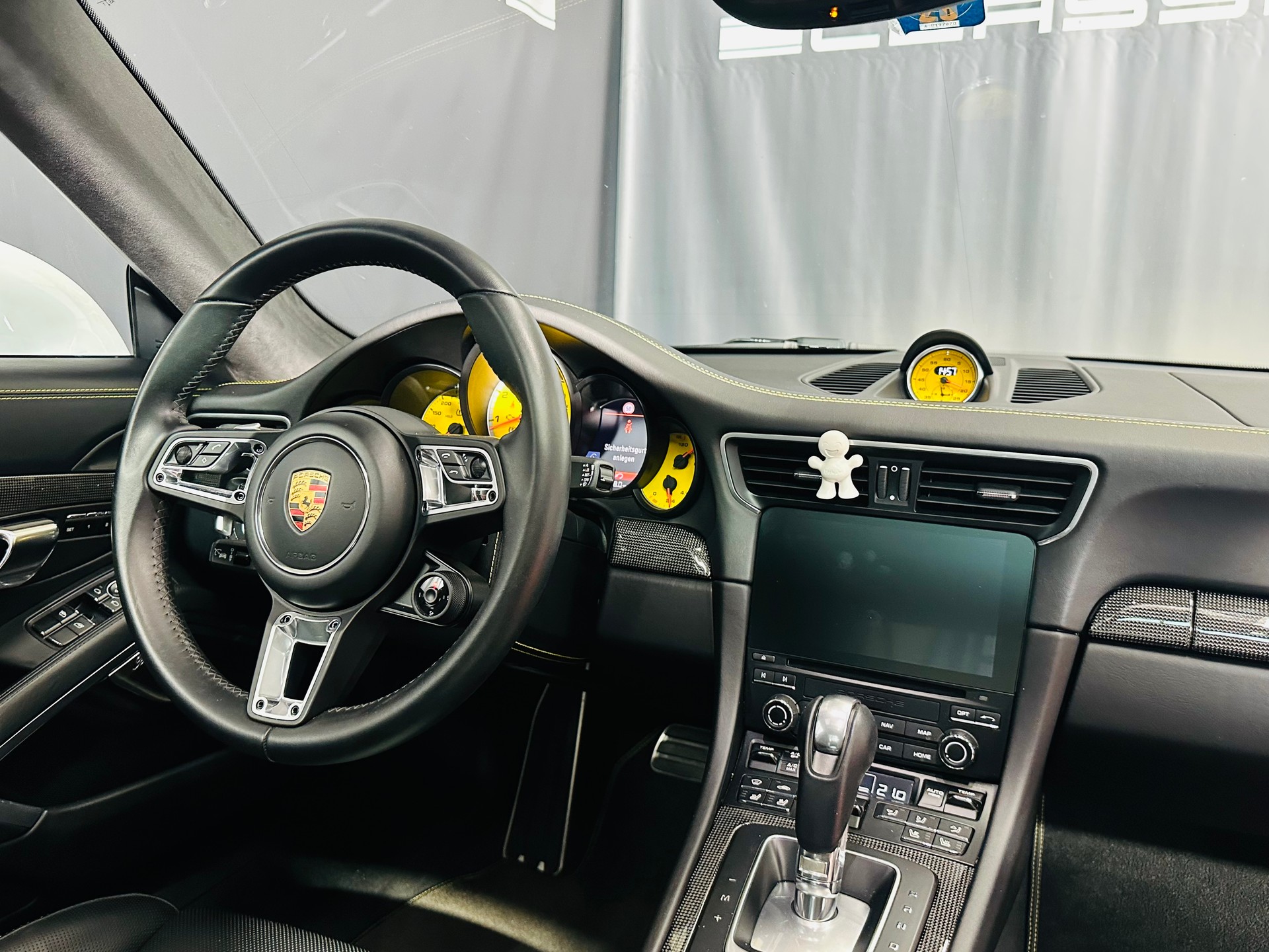 PORSCHE 911 Turbo S 991.2 Facelift PDK (CH Wagen)-image-11