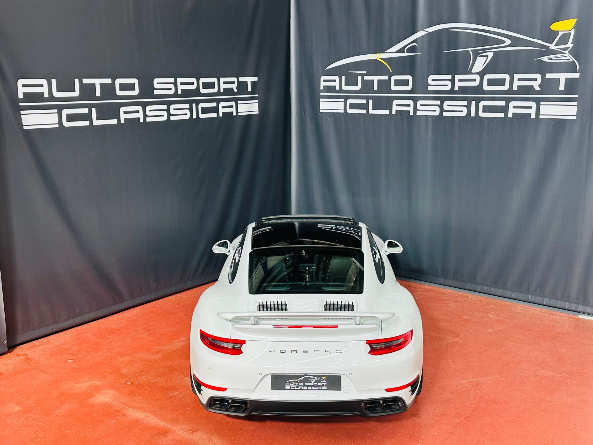 PORSCHE 911 Turbo S 991.2 Facelift PDK (CH Wagen)-image-3