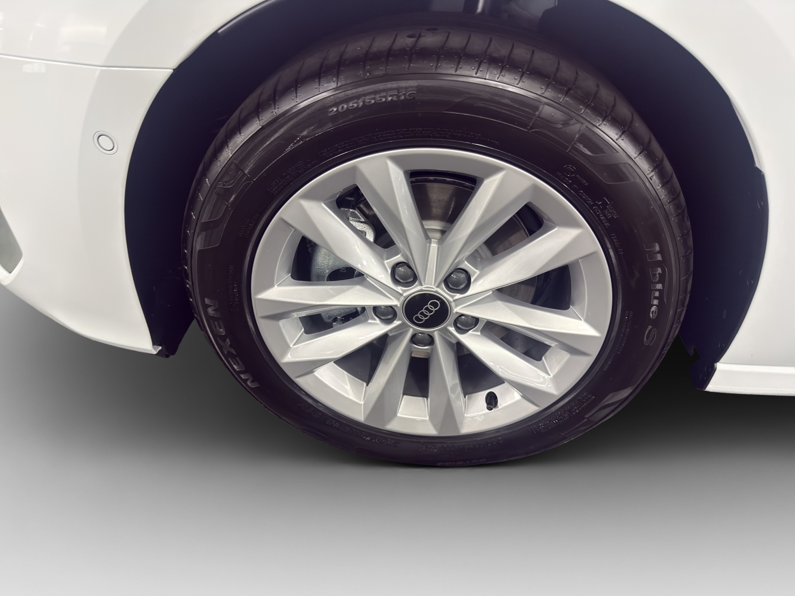 AUDI A3 Sportback TFSI 85 kW Ambition S-tronic-image-12