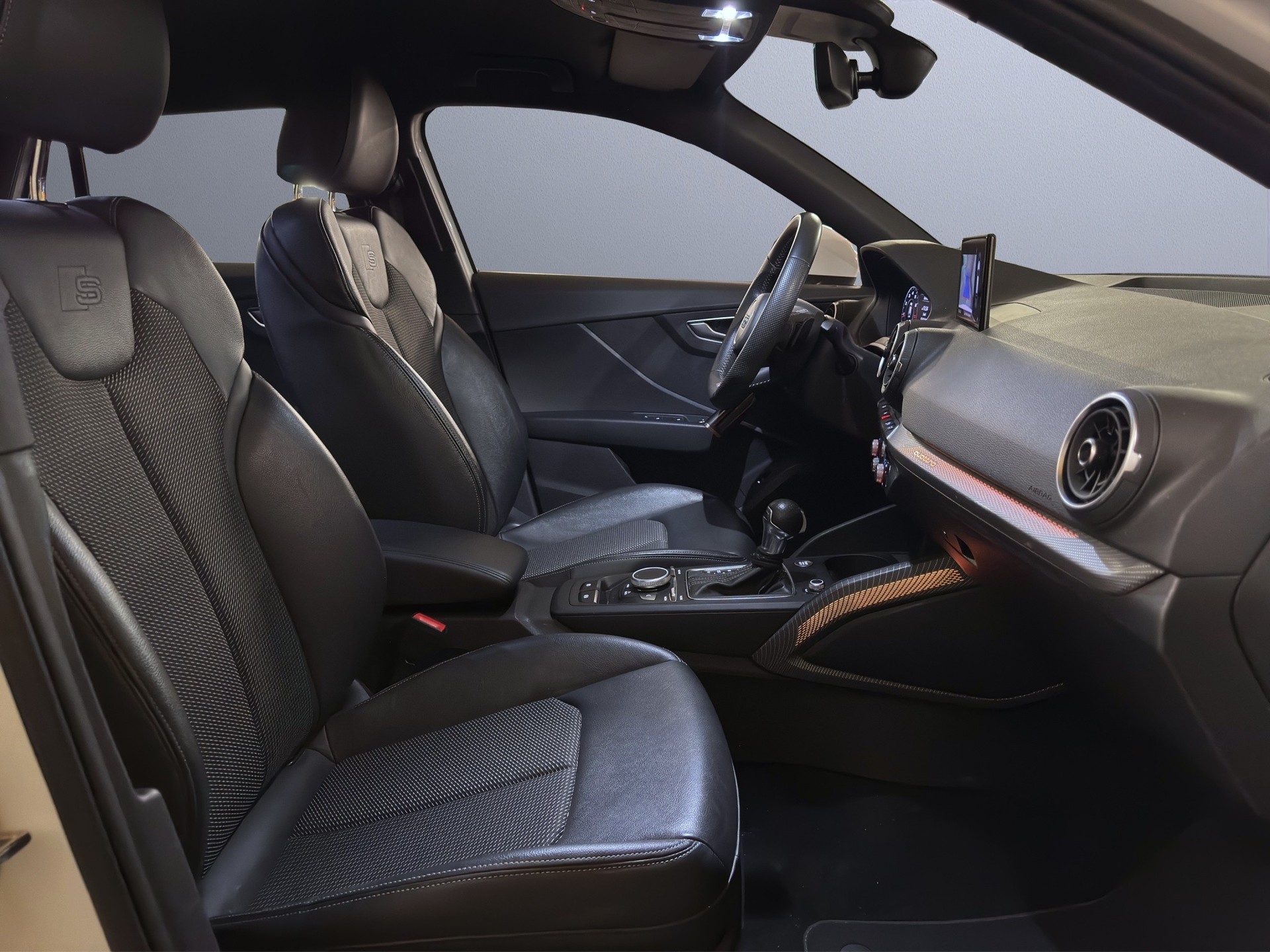 AUDI Q2 40 TFSI Sport S-Line quattro S-tronic-image-13