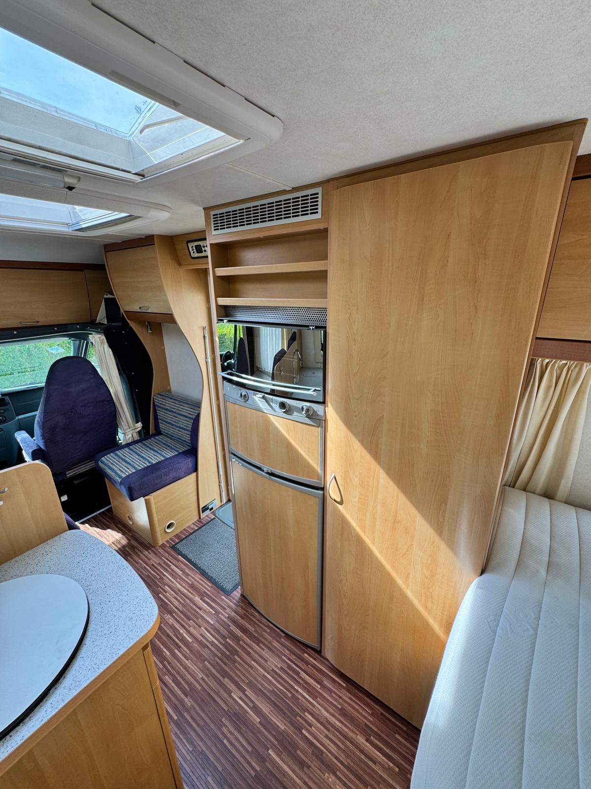 EURA MOBIL Profila 672 SB-image-16