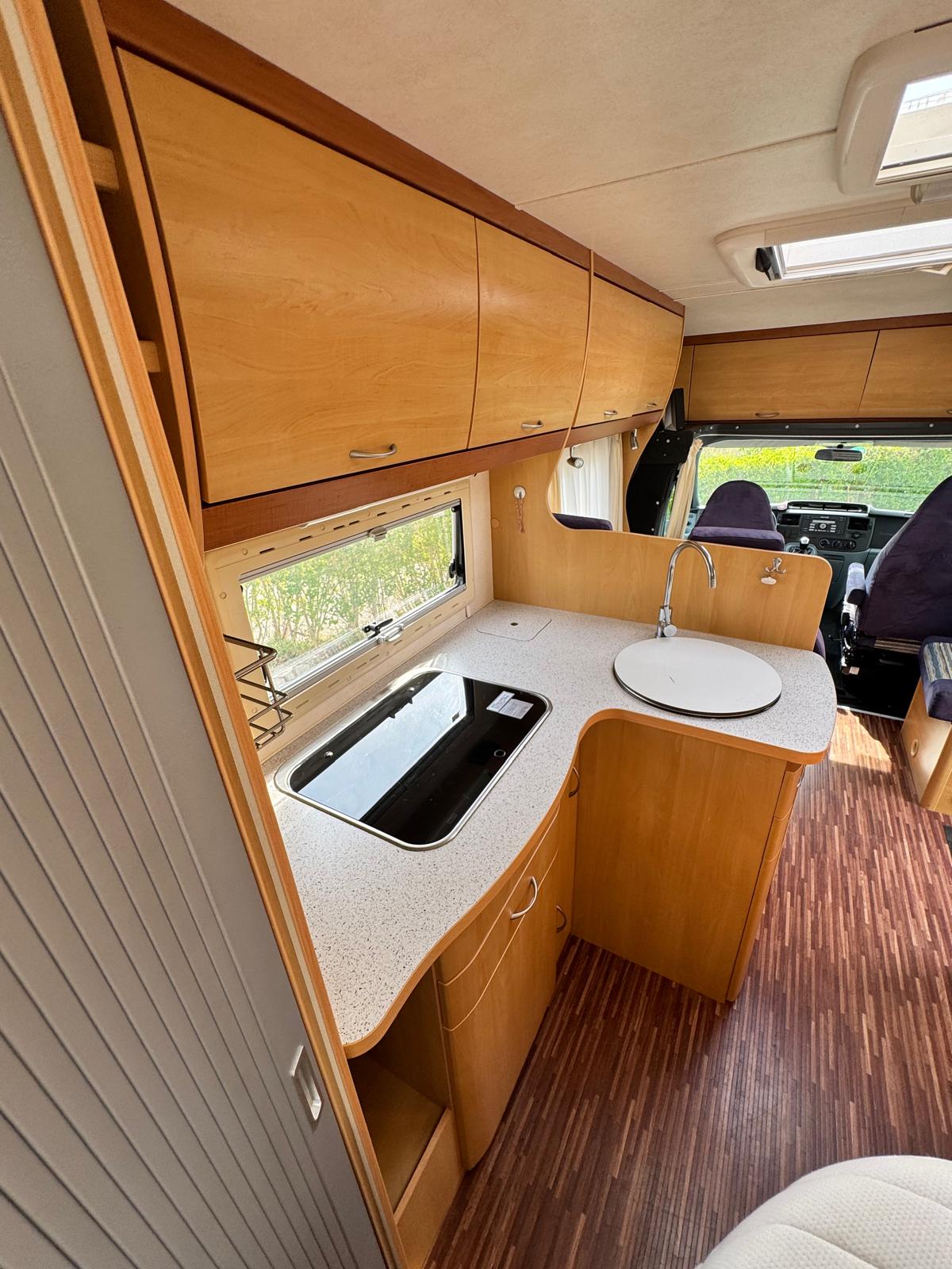 EURA MOBIL Profila 672 SB-image-15