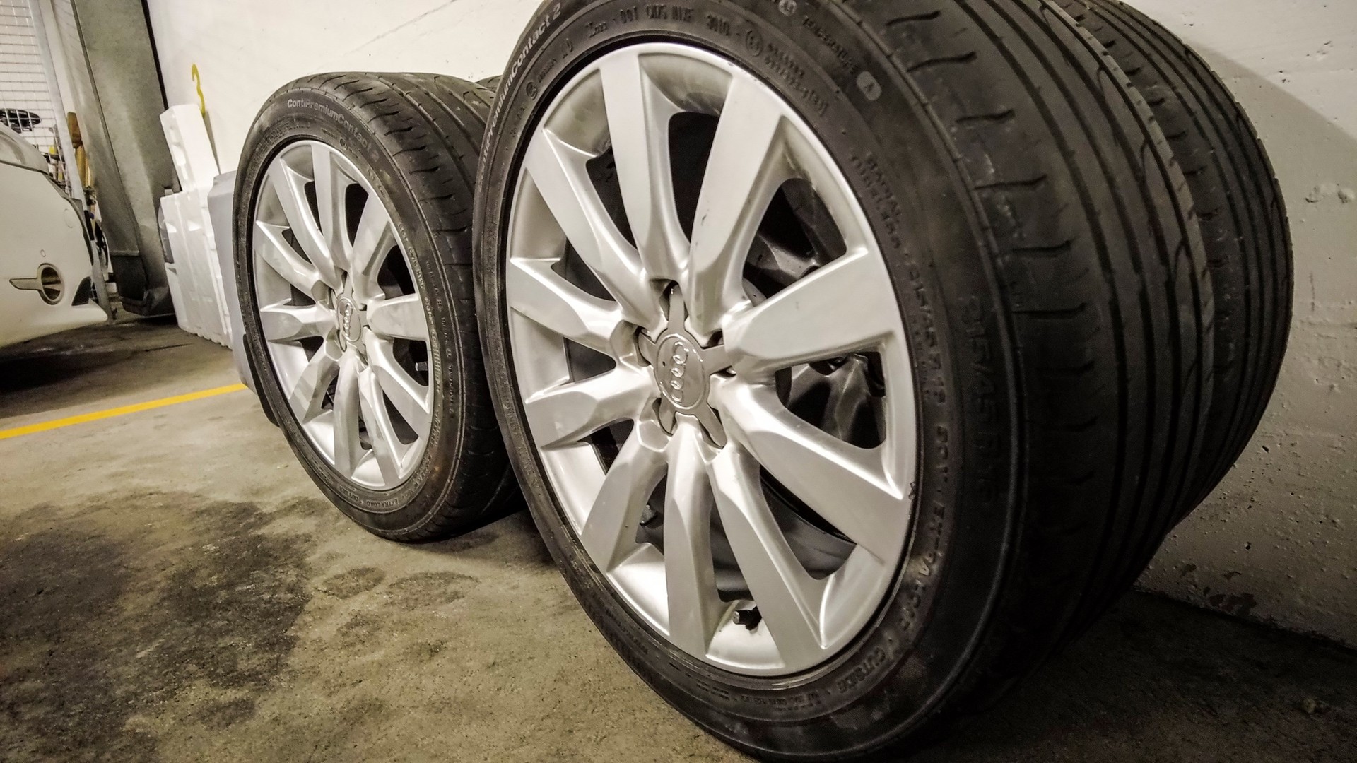 AUDI A1 1.6 TDI Ambition-image-15