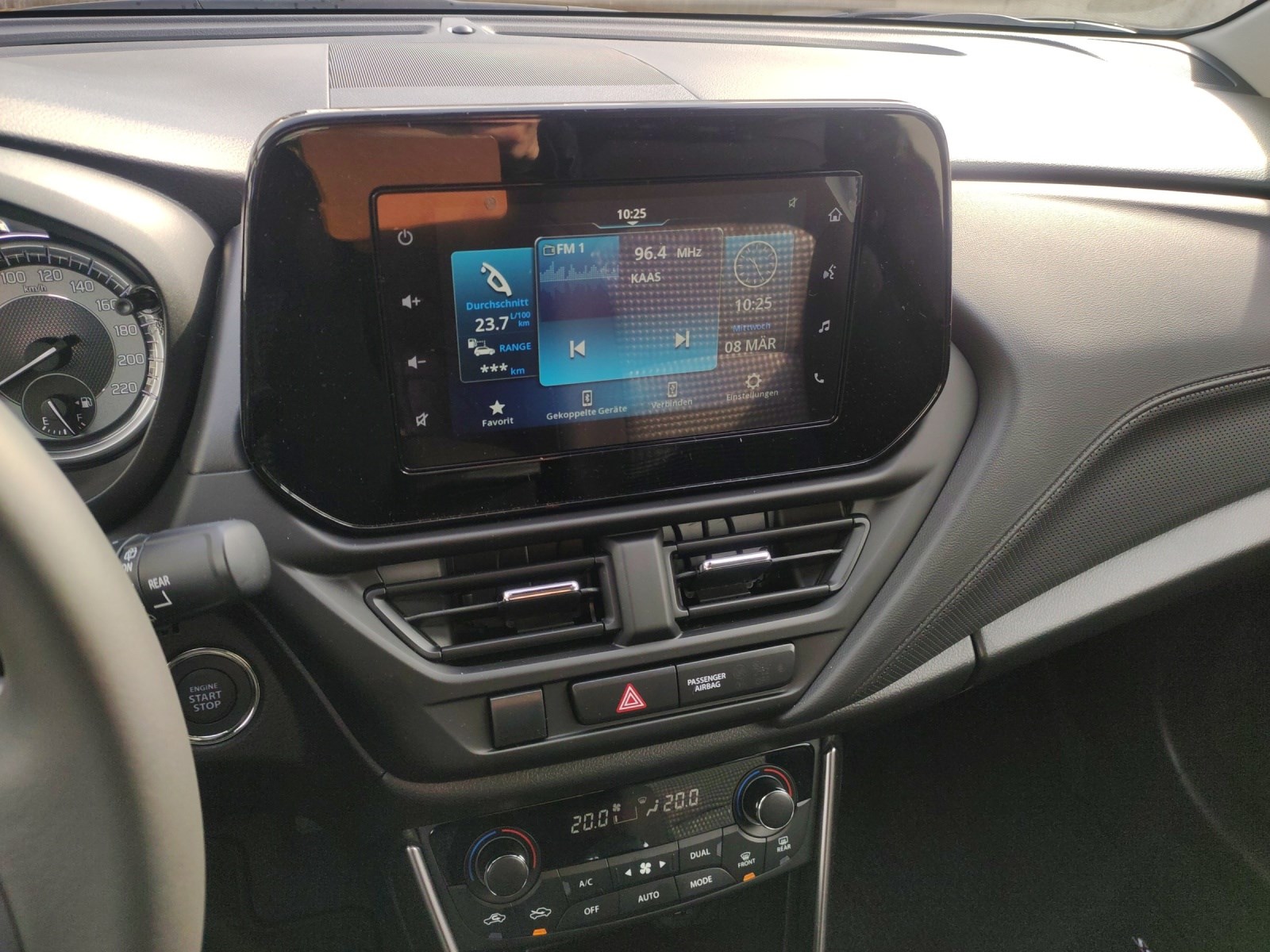 SUZUKI S-Cross 1.5 Compact+ Hybrid-image-11