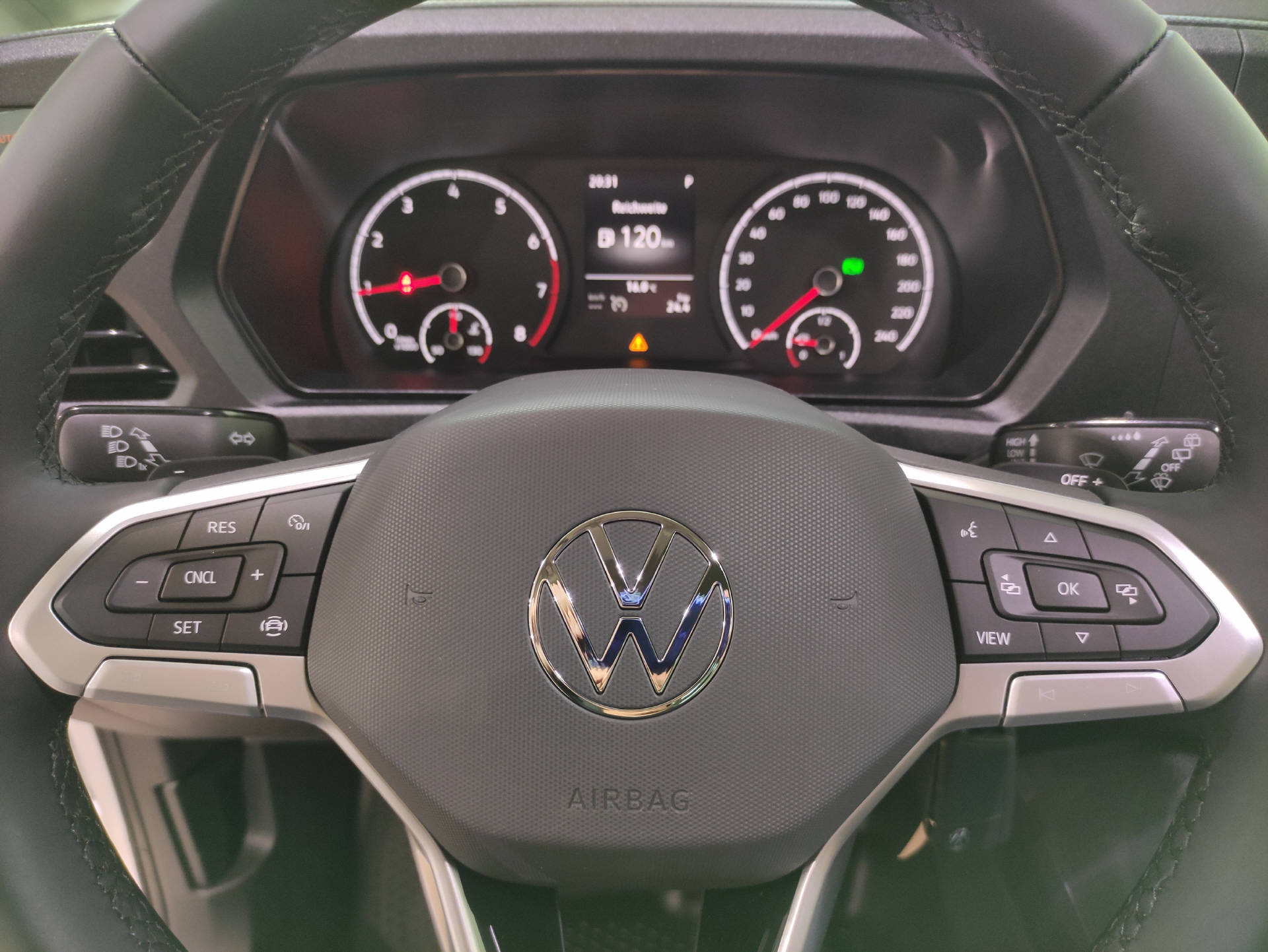 VW Caddy Kaw. 1.5 TSI 114 Entry DSG-image-4