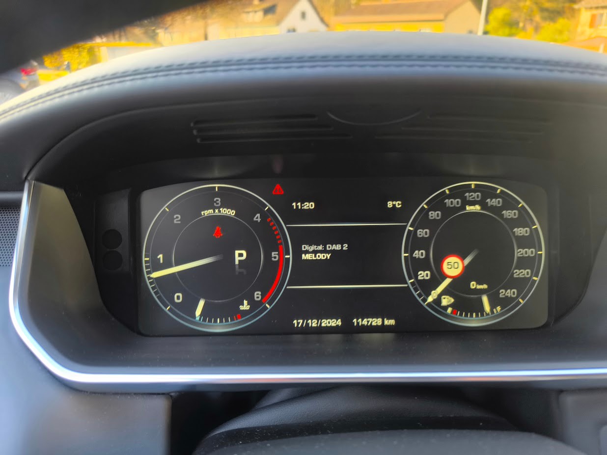 LAND ROVER Range Rover Sport 4.4 SDV8 Autobiography Dynamic A-image-15