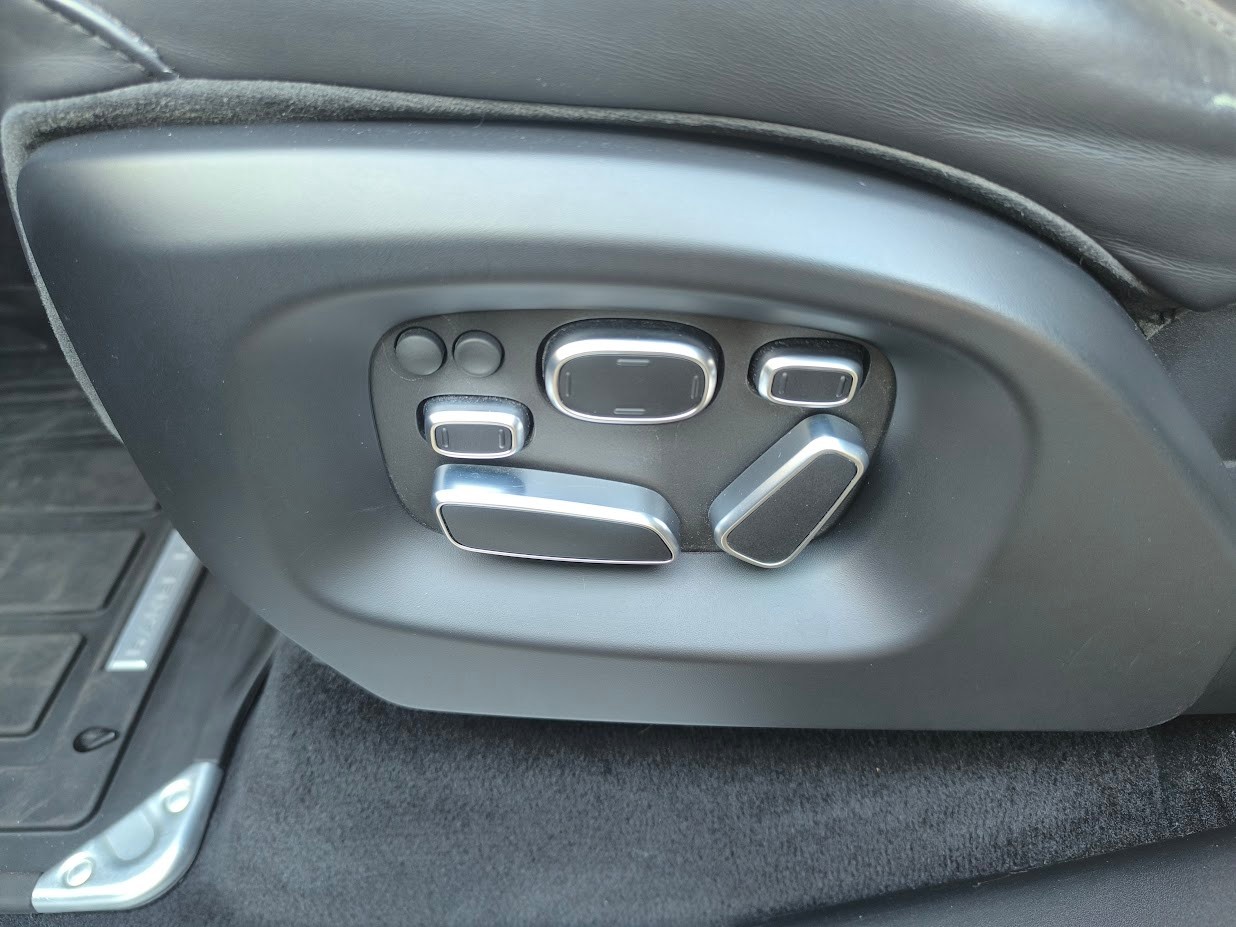 LAND ROVER Range Rover Sport 4.4 SDV8 Autobiography Dynamic A-image-11