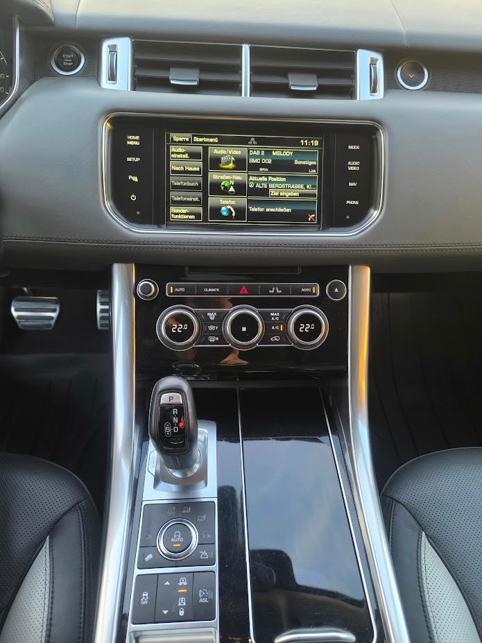 LAND ROVER Range Rover Sport 4.4 SDV8 Autobiography Dynamic A-image-7