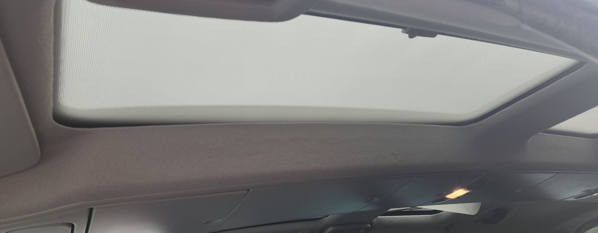 FORD Galaxy 2.0 TDCi Ghia Automatic-image-12
