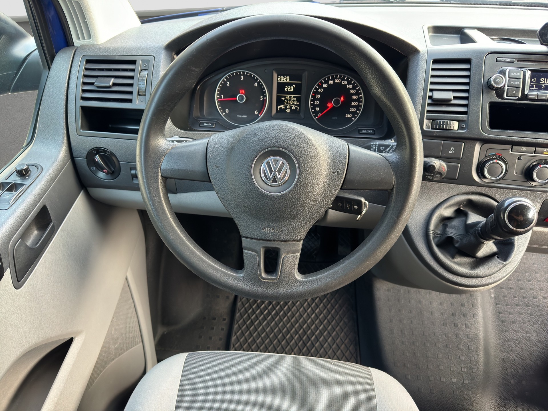 VW T5 2.0 TDI 4Motion-image-5