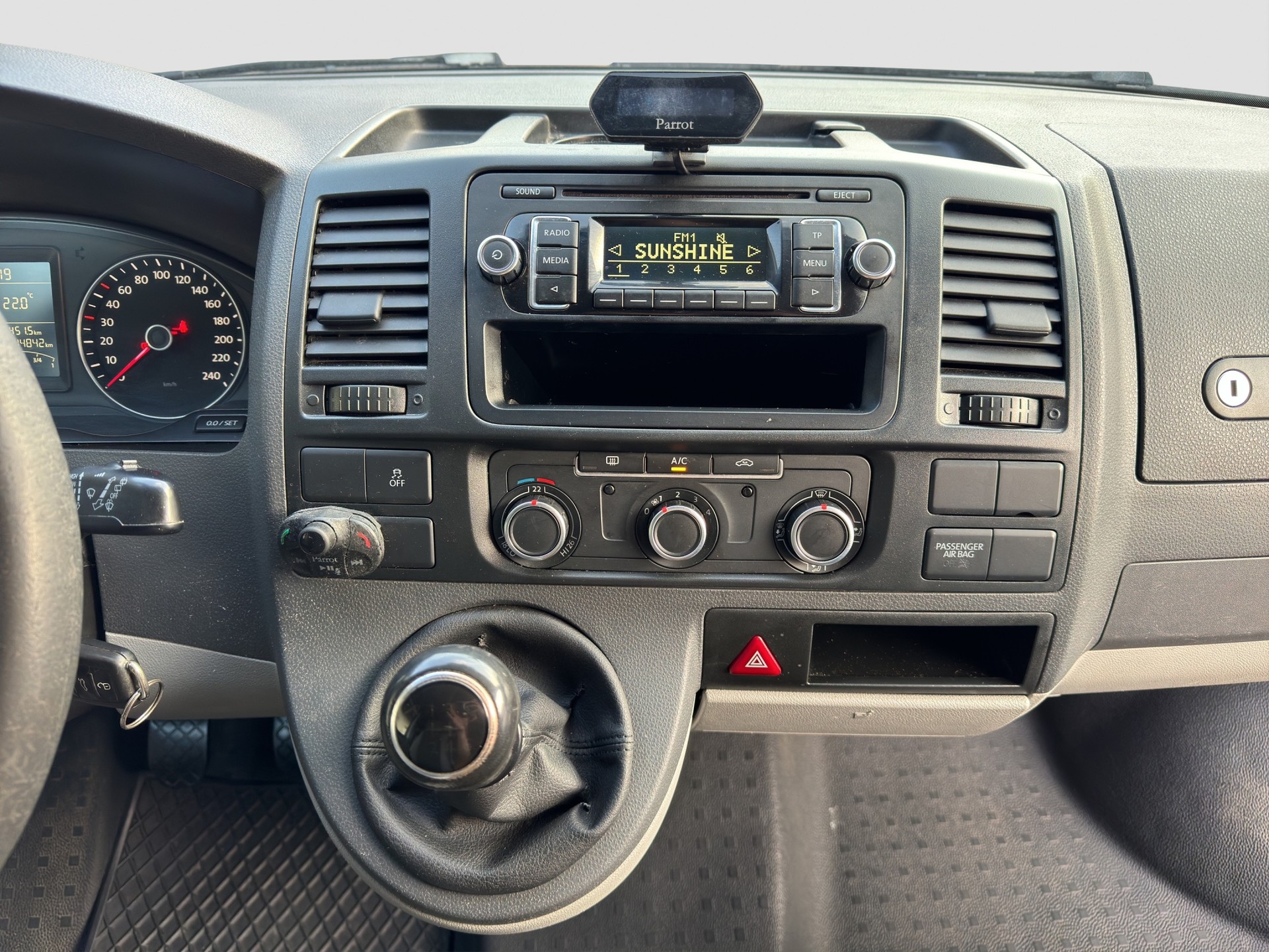 VW T5 2.0 TDI 4Motion-image-6
