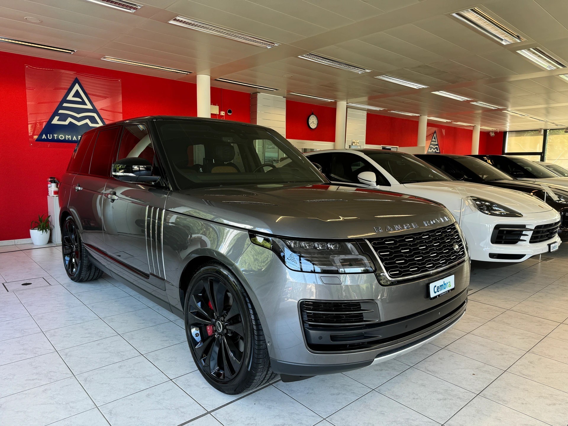 LAND ROVER Range Rover 5.0 V8 S/C SV AB Dynamic Automatic-image-0