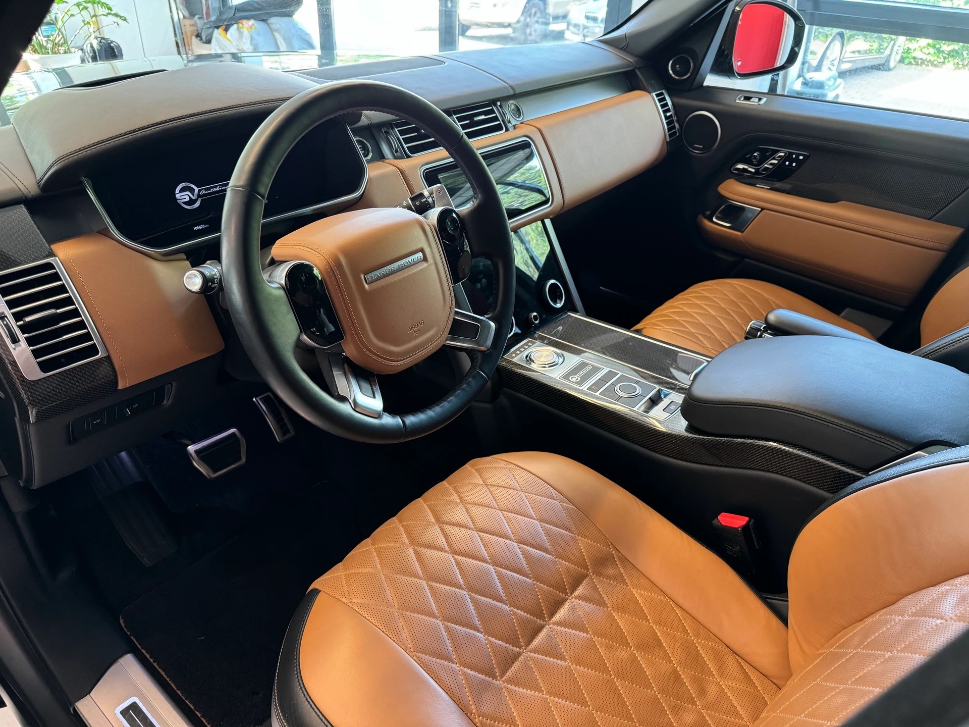 LAND ROVER Range Rover 5.0 V8 S/C SV AB Dynamic Automatic-image-5