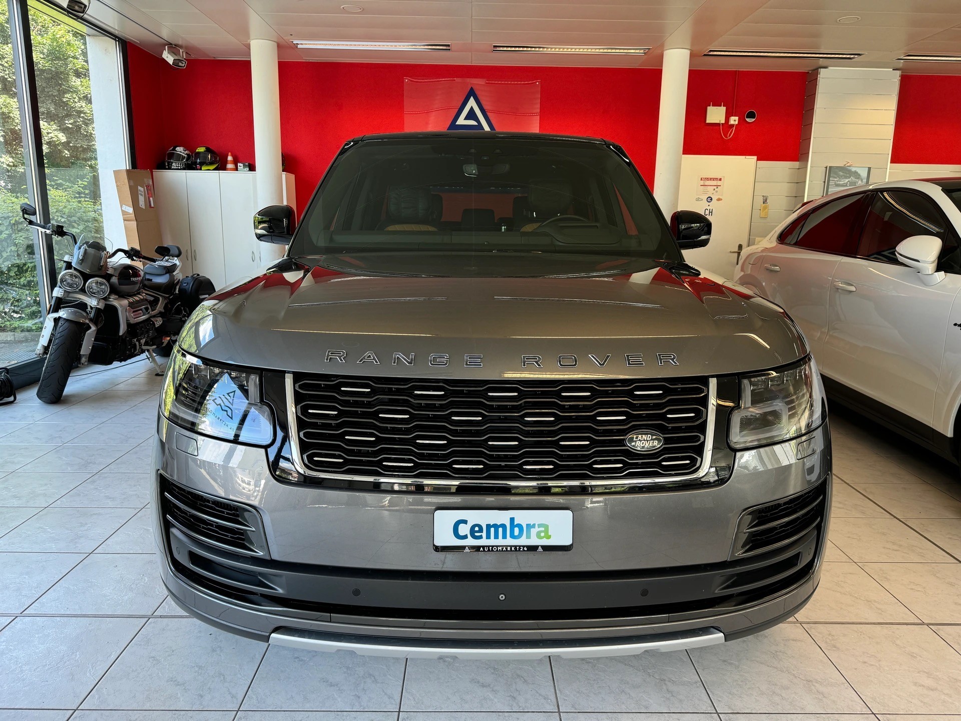 LAND ROVER Range Rover 5.0 V8 S/C SV AB Dynamic Automatic-image-1