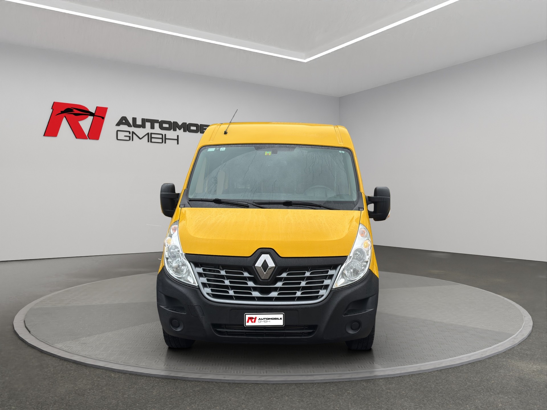 RENAULT Master T35 2.3dCi 130 L3H2-image-1