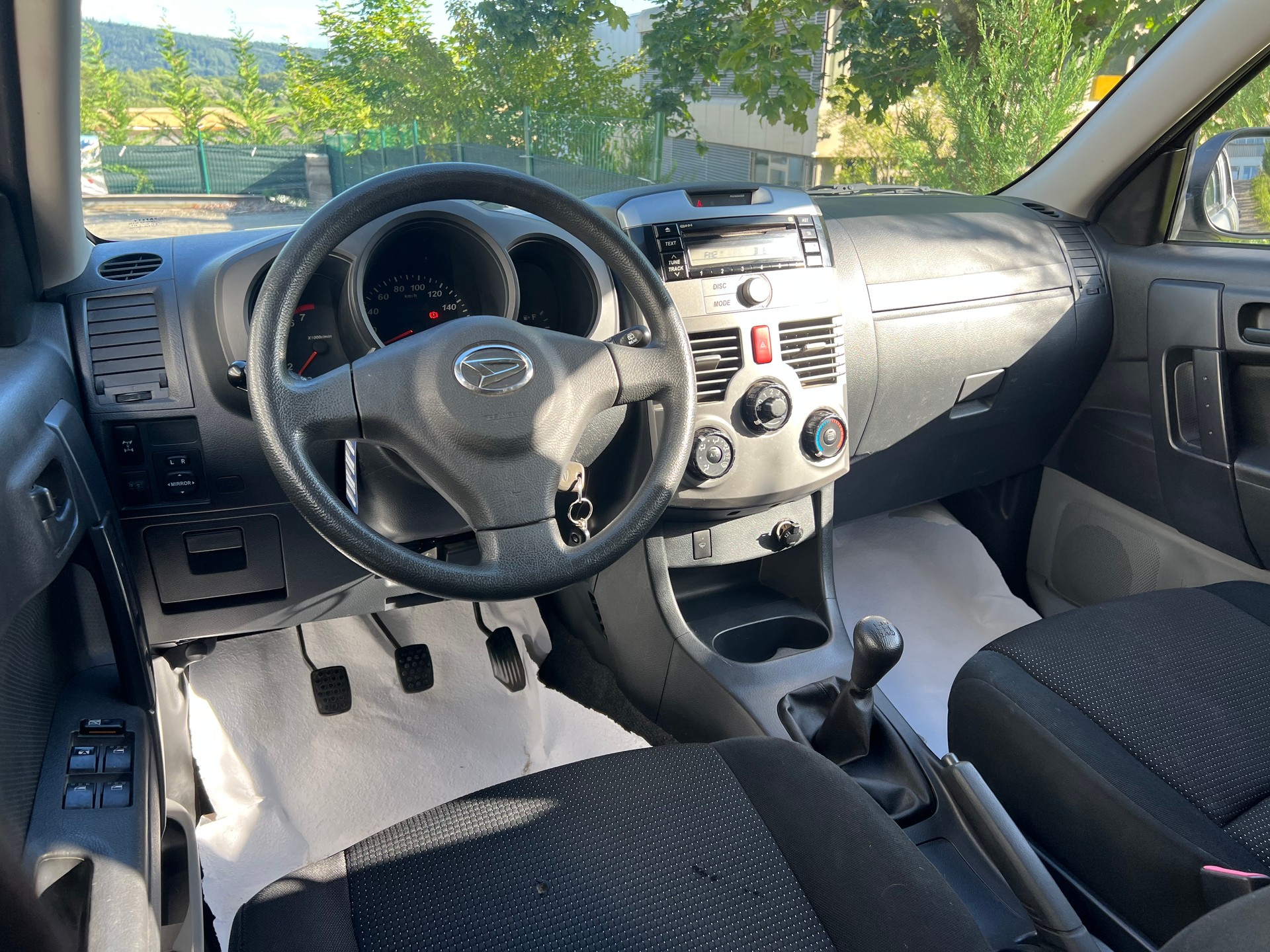 DAIHATSU Terios 1.5 16V SX 4WD-image-7