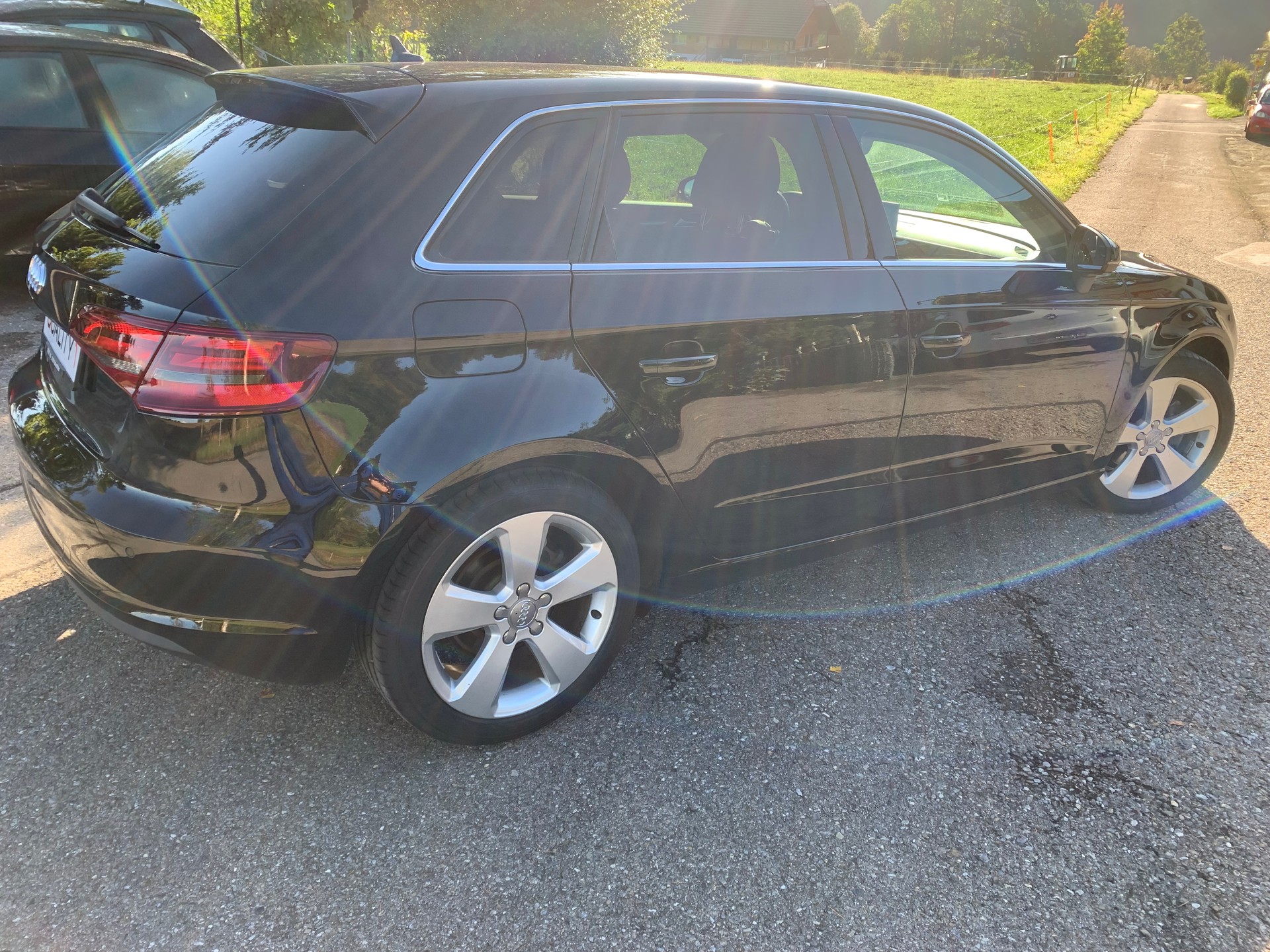 AUDI A3 Sportback 1.2 TFSI Ambition-image-1