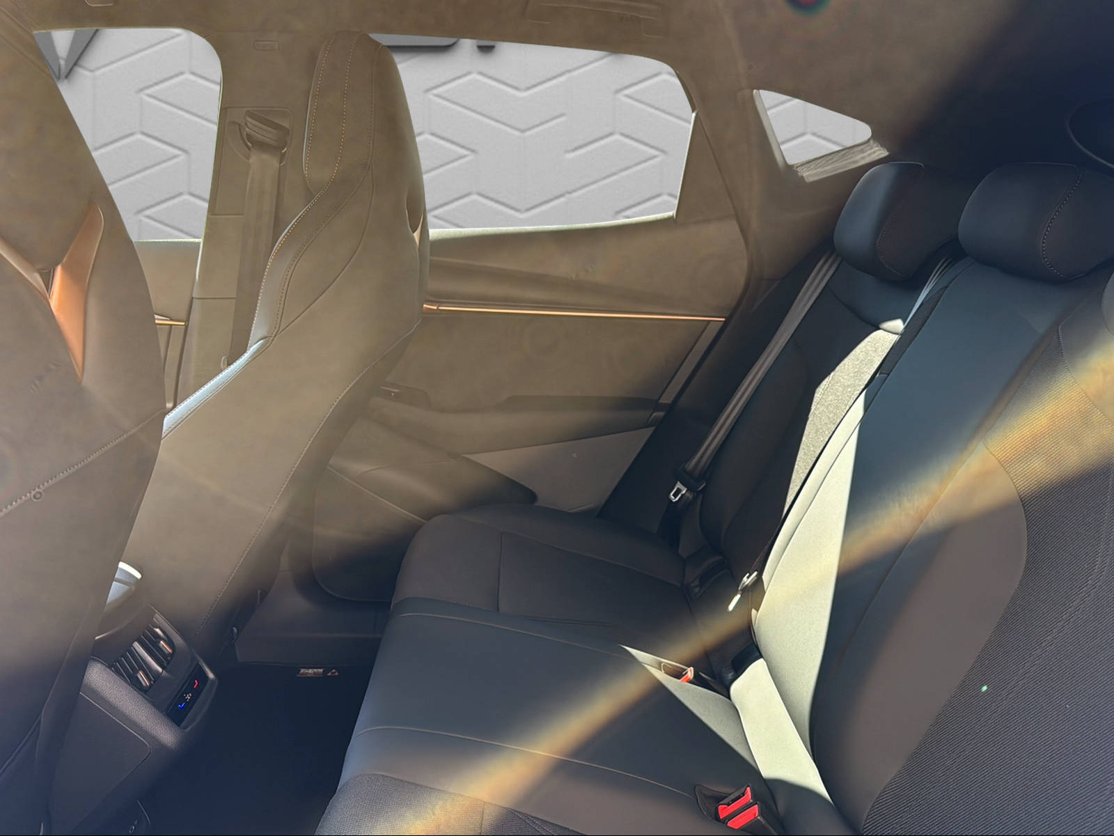 CUPRA Tavascan Type 4 77 kWh Endurance Edge-image-12