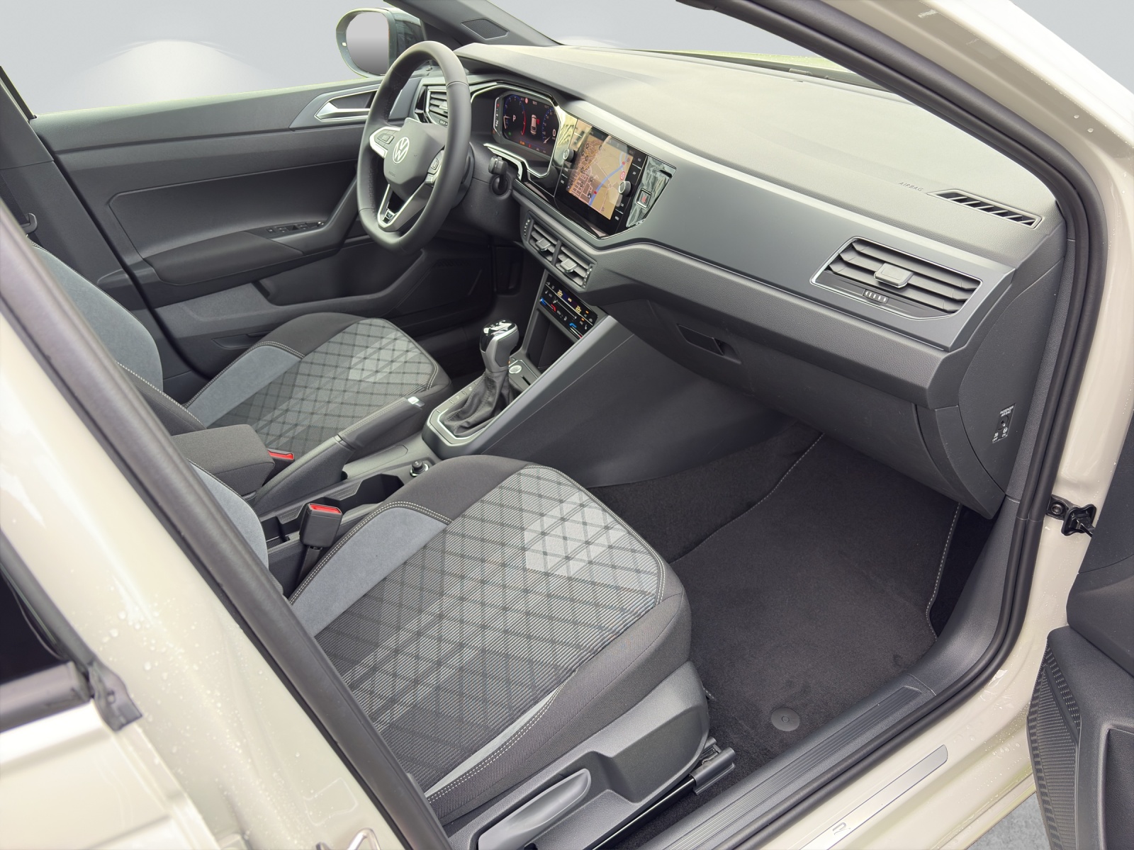 VW Taigo 1.0 TSI R-Line DSG-image-7