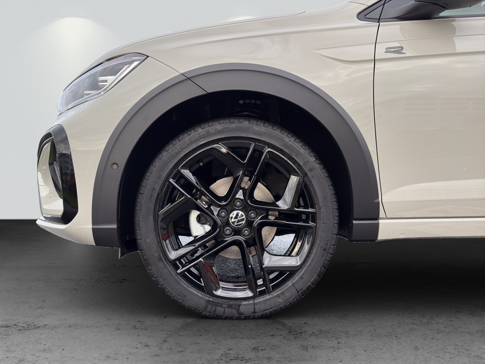 VW Taigo 1.0 TSI R-Line DSG-image-10