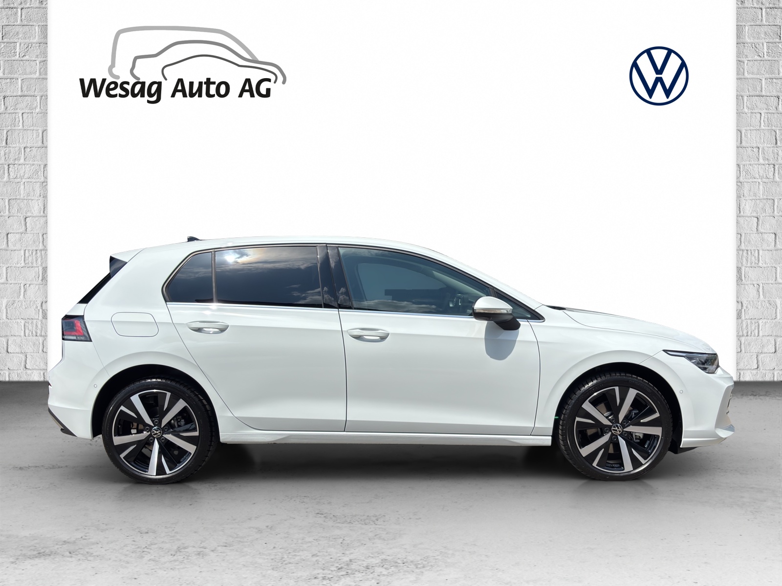 VW Golf 1.5 TSI PHEV Style-showroom-element-1