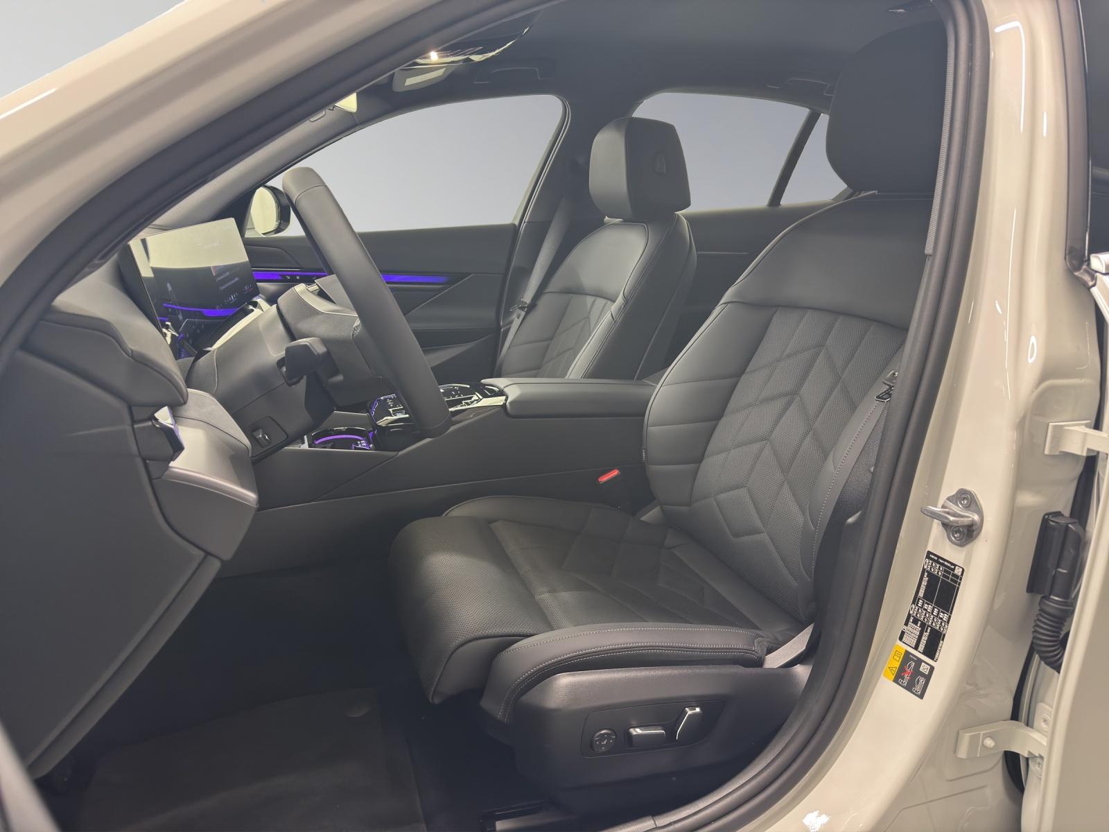 BMW i5 eDrive40-image-10