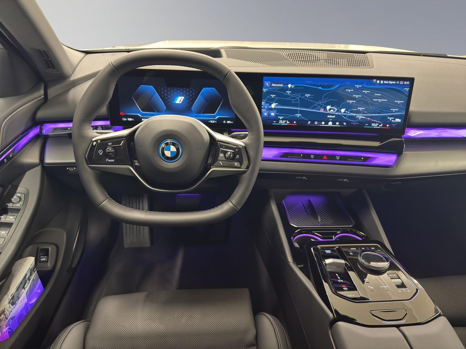 BMW i5 eDrive40-image-15
