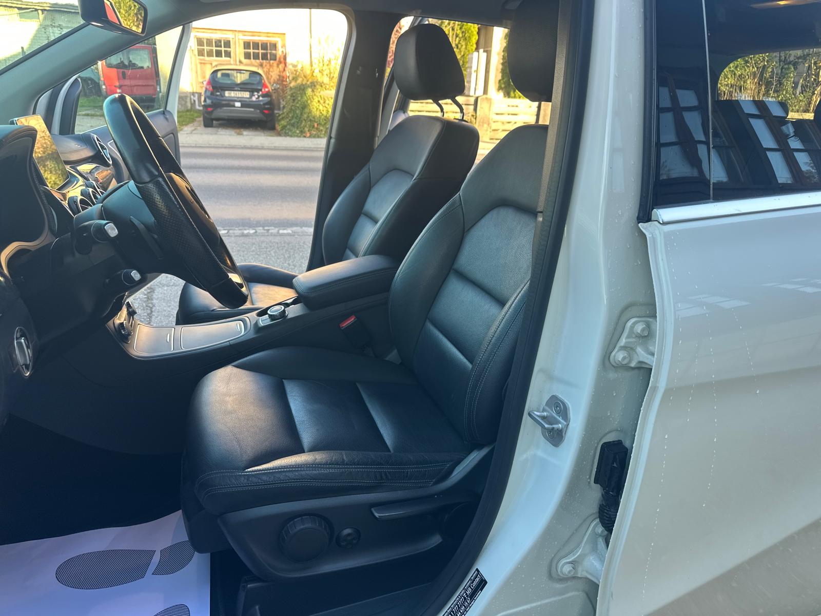 MERCEDES-BENZ B Electric Drive-image-9
