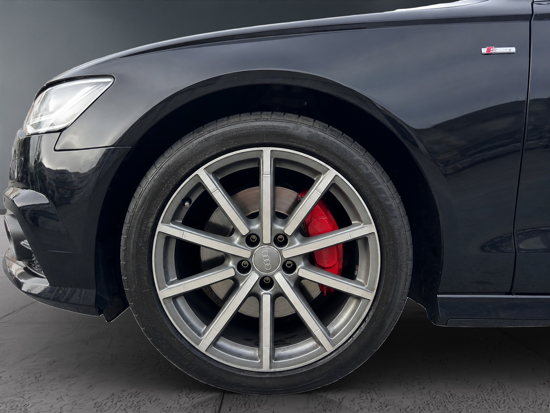AUDI A6 Avant 3.0 TDI V6 quattro S-tronic-image-26
