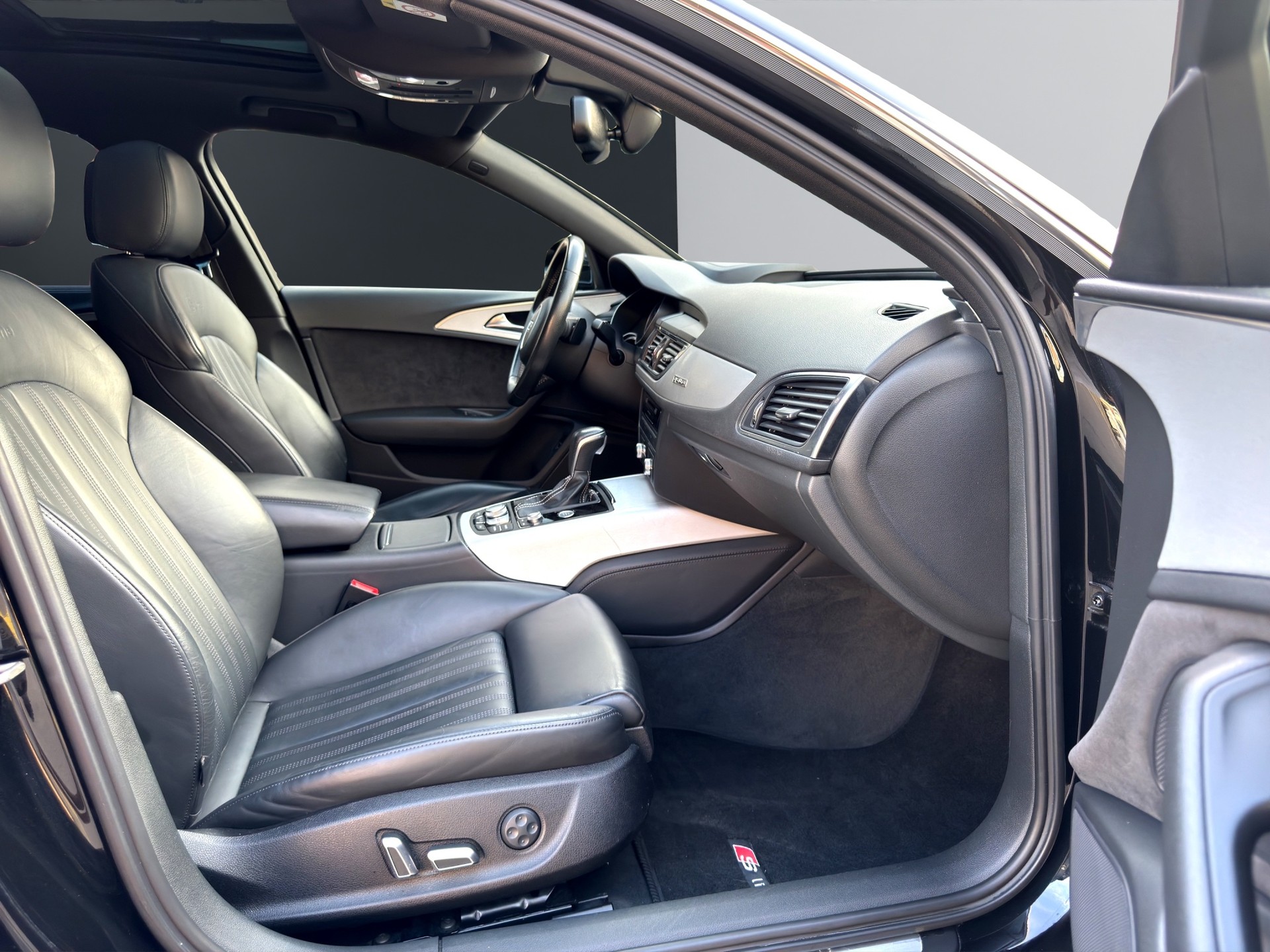 AUDI A6 Avant 3.0 TDI V6 quattro S-tronic-image-22