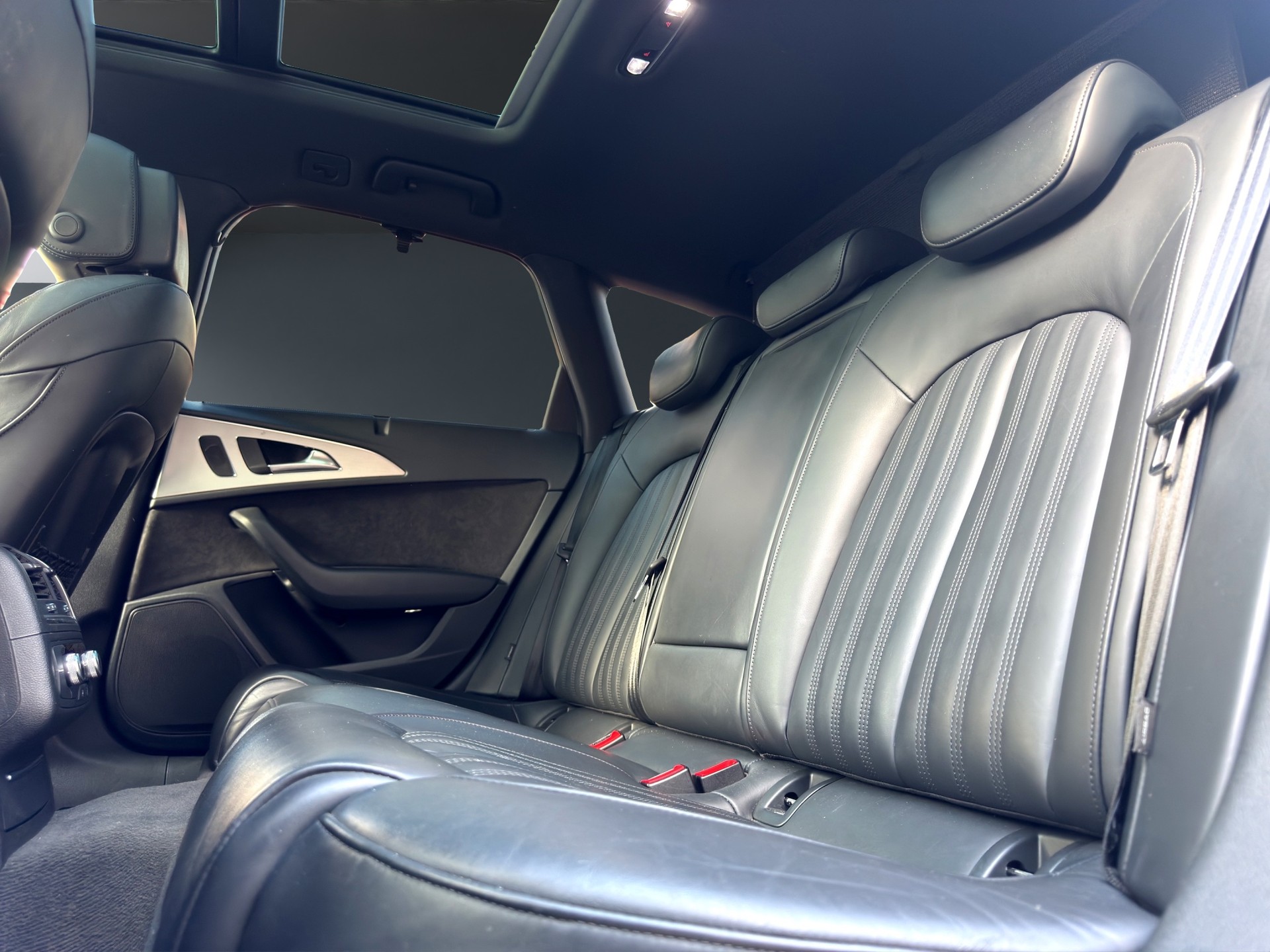 AUDI A6 Avant 3.0 TDI V6 quattro S-tronic-image-18