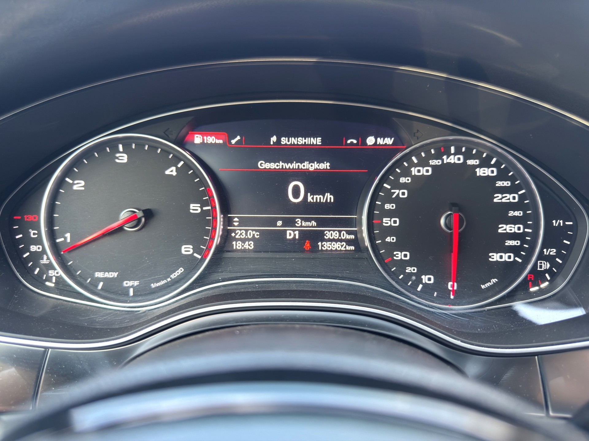 AUDI A6 Avant 3.0 TDI V6 quattro S-tronic-image-15