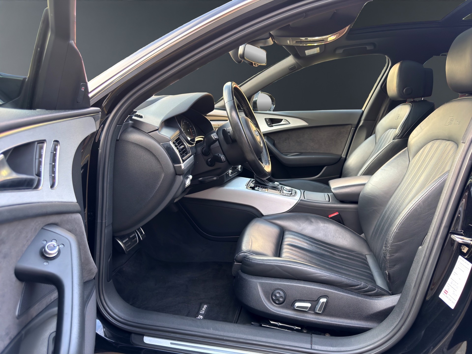 AUDI A6 Avant 3.0 TDI V6 quattro S-tronic-image-9
