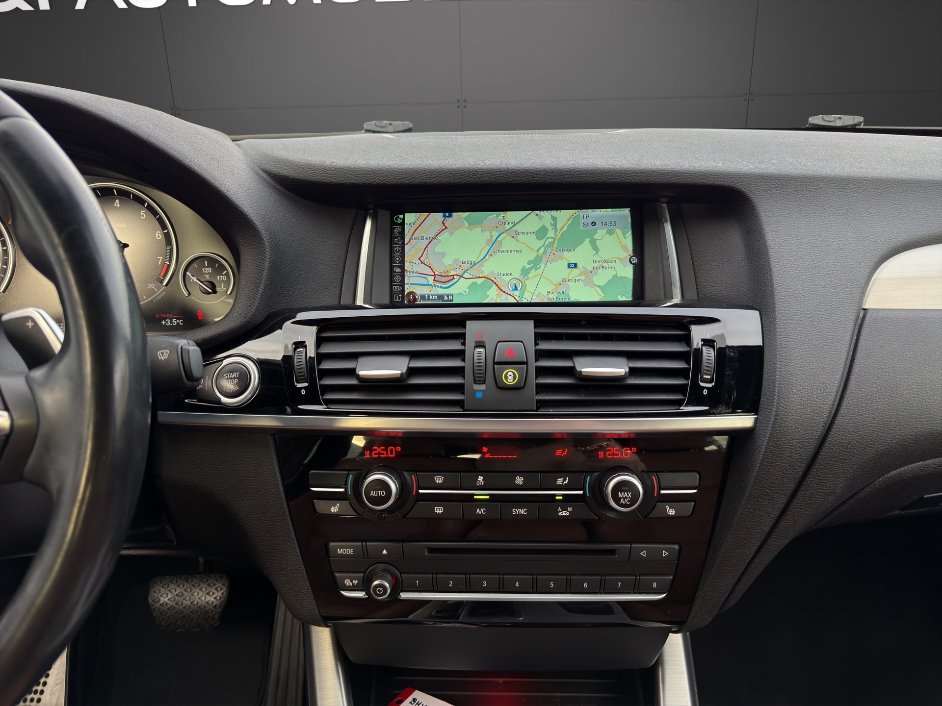 BMW X4 M 40i Steptronic-image-13