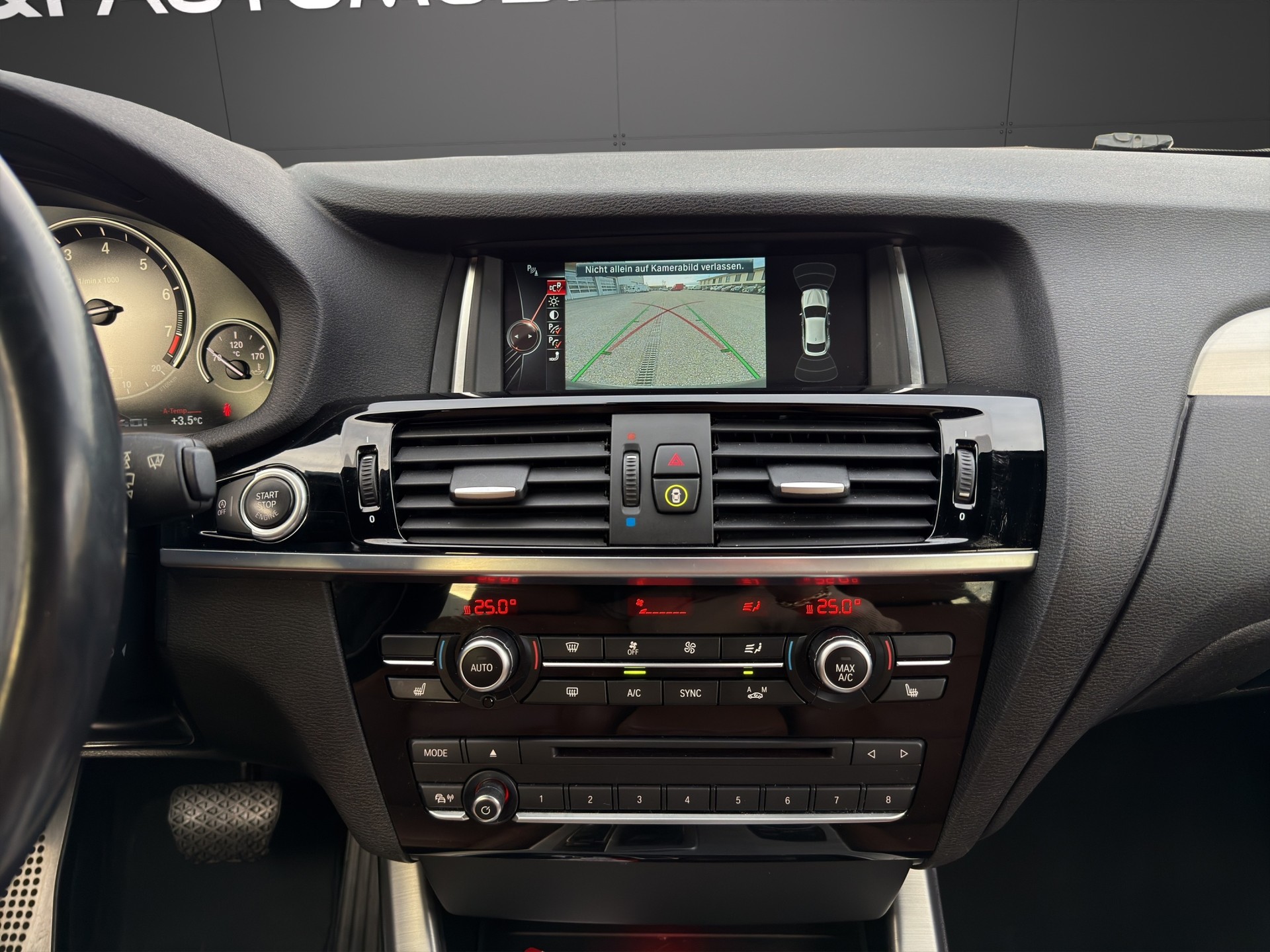 BMW X4 M 40i Steptronic-image-14
