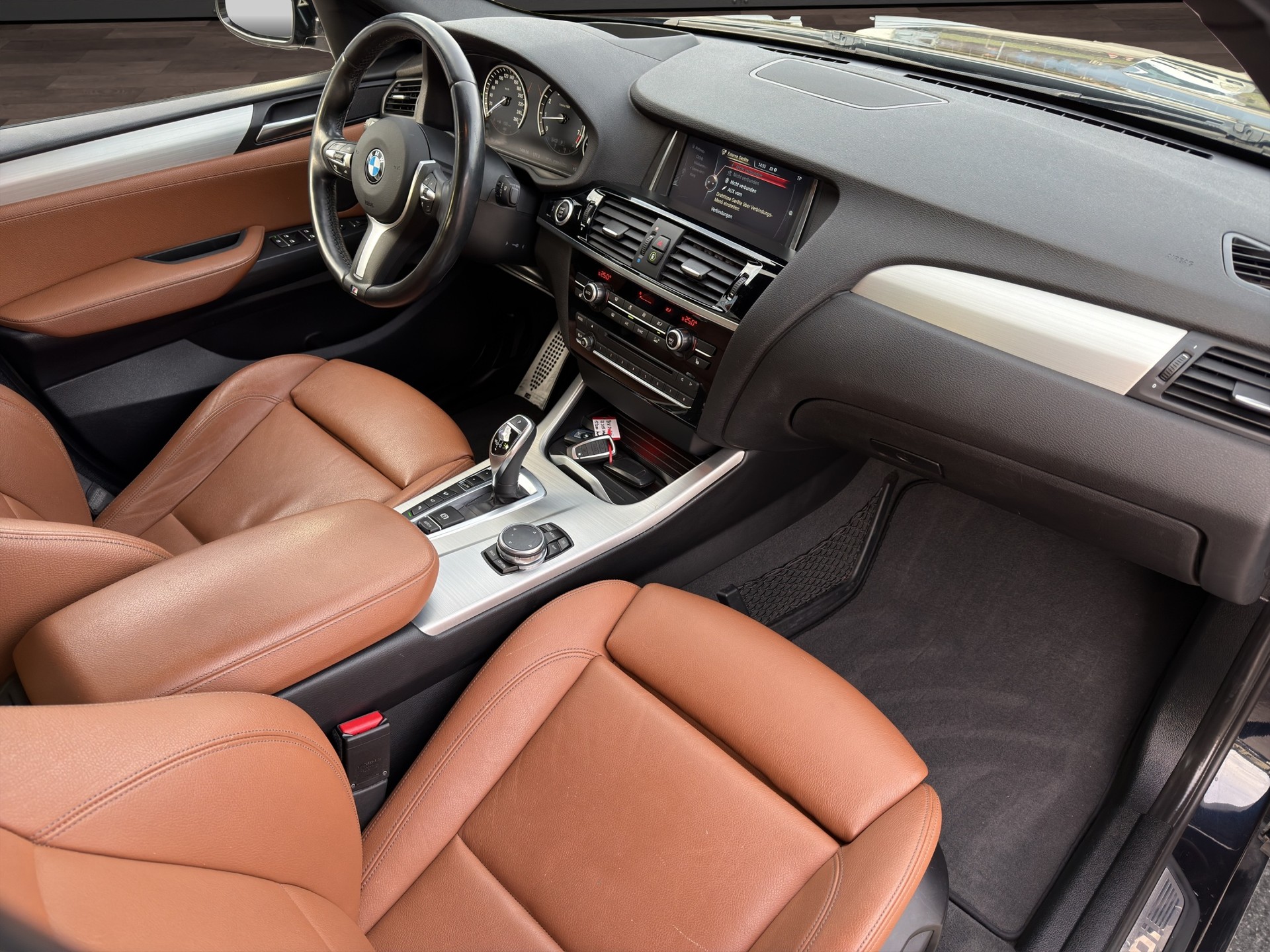 BMW X4 M 40i Steptronic-image-18