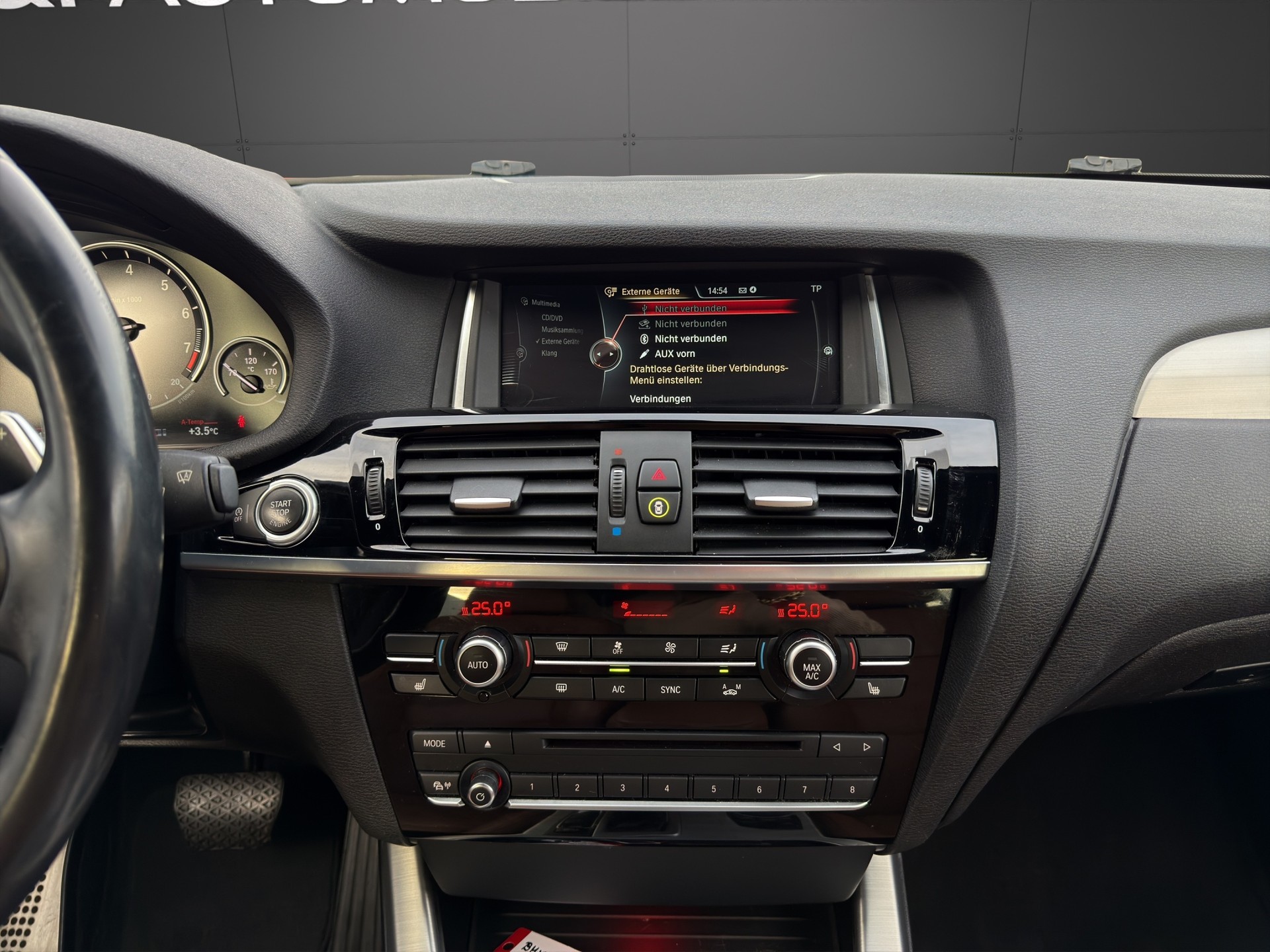 BMW X4 M 40i Steptronic-image-15