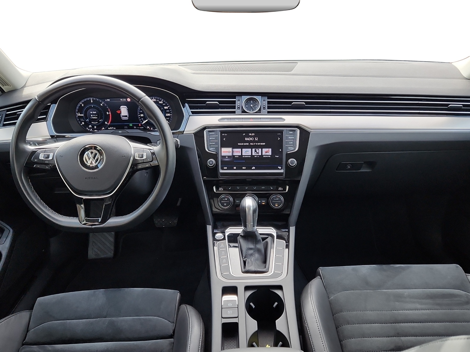 VW Passat Variant 2.0 TDI BMT High. DSG 4Motion-image-9