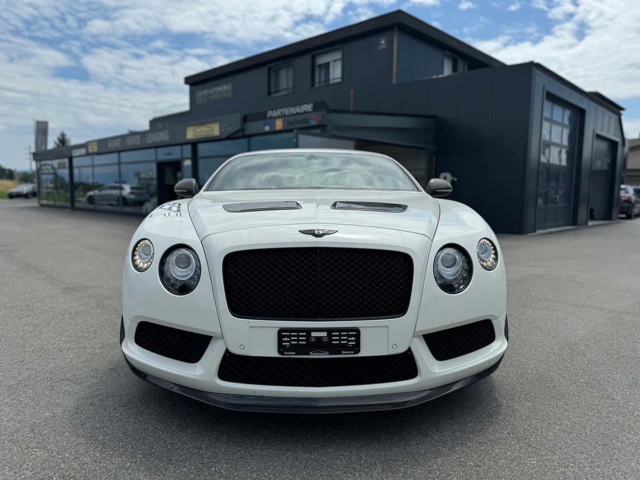 BENTLEY Continental GT3-R-image-3