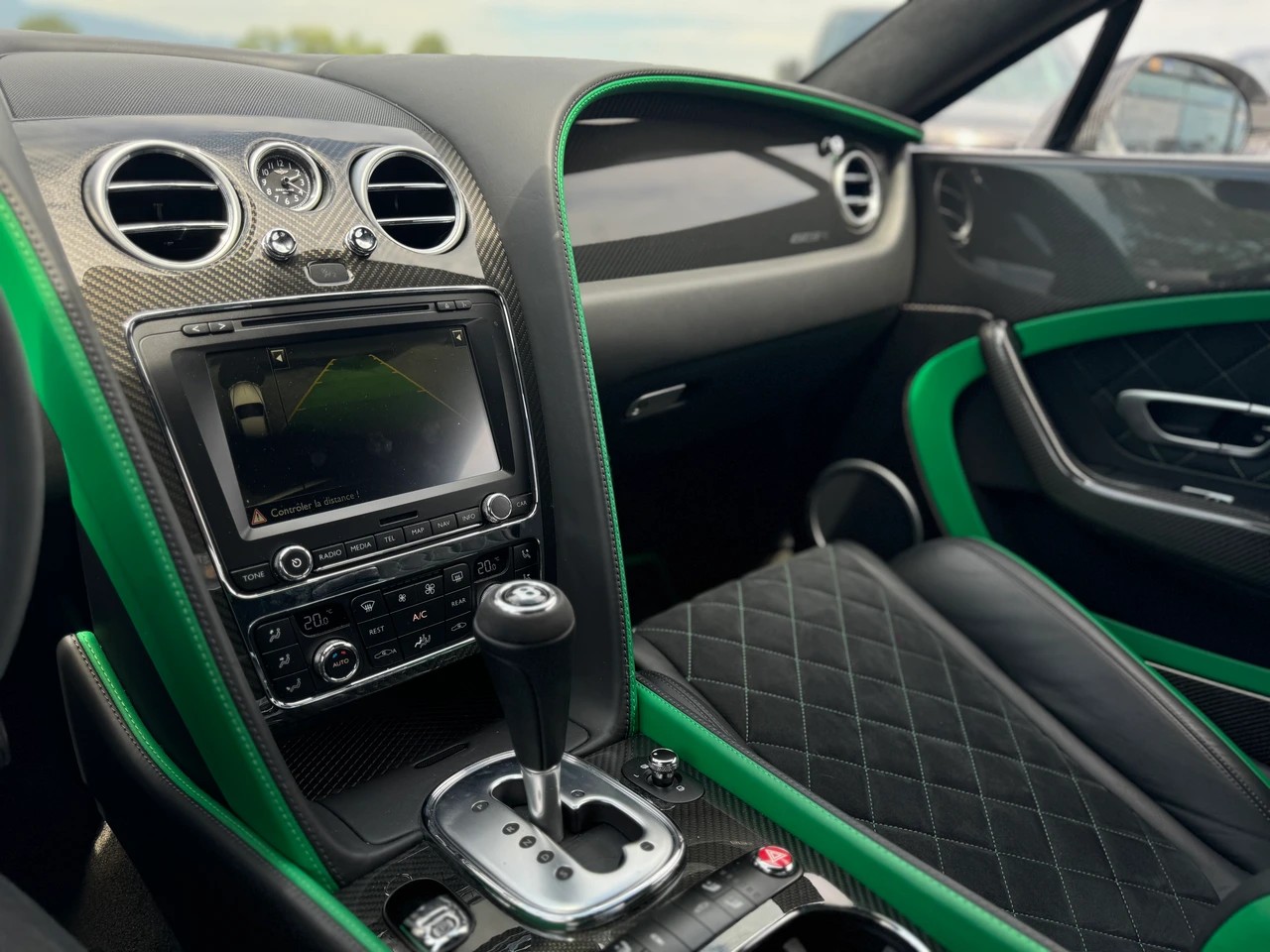 BENTLEY Continental GT3-R-image-26