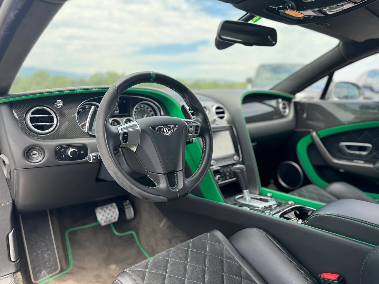BENTLEY Continental GT3-R-image-11