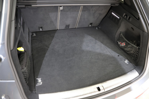 AUDI Q5 55 TFSI e sport qu-image-11