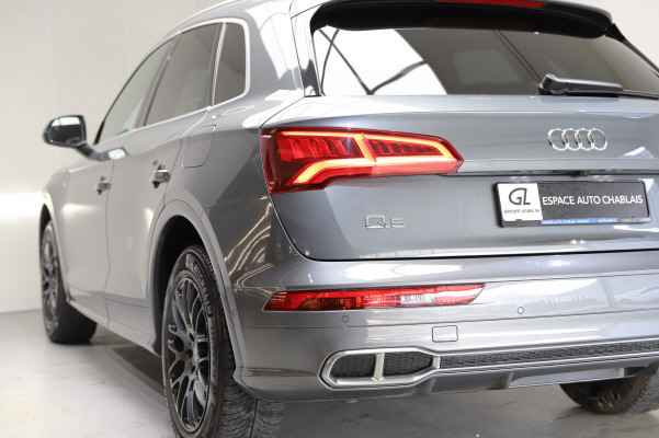 AUDI Q5 55 TFSI e sport qu-image-3