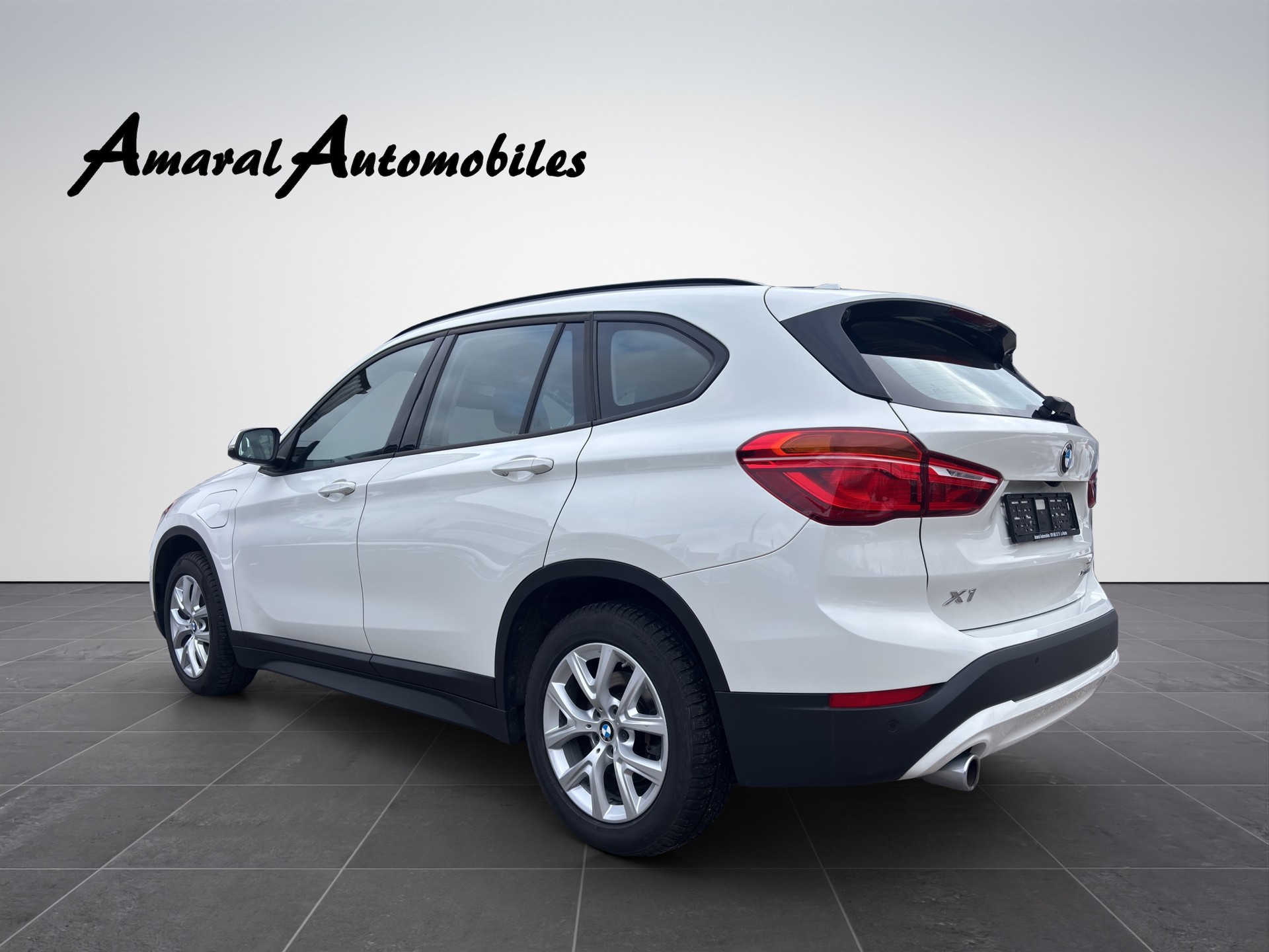 BMW X1 xDrive 25e Steptronic-image-4
