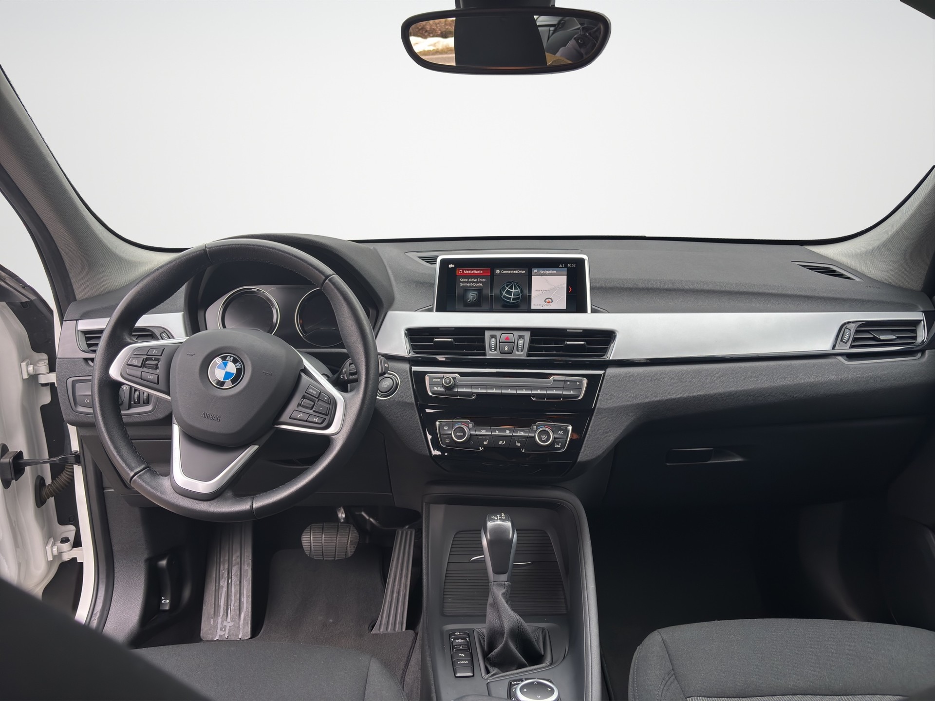 BMW X1 xDrive 25e Steptronic-image-11