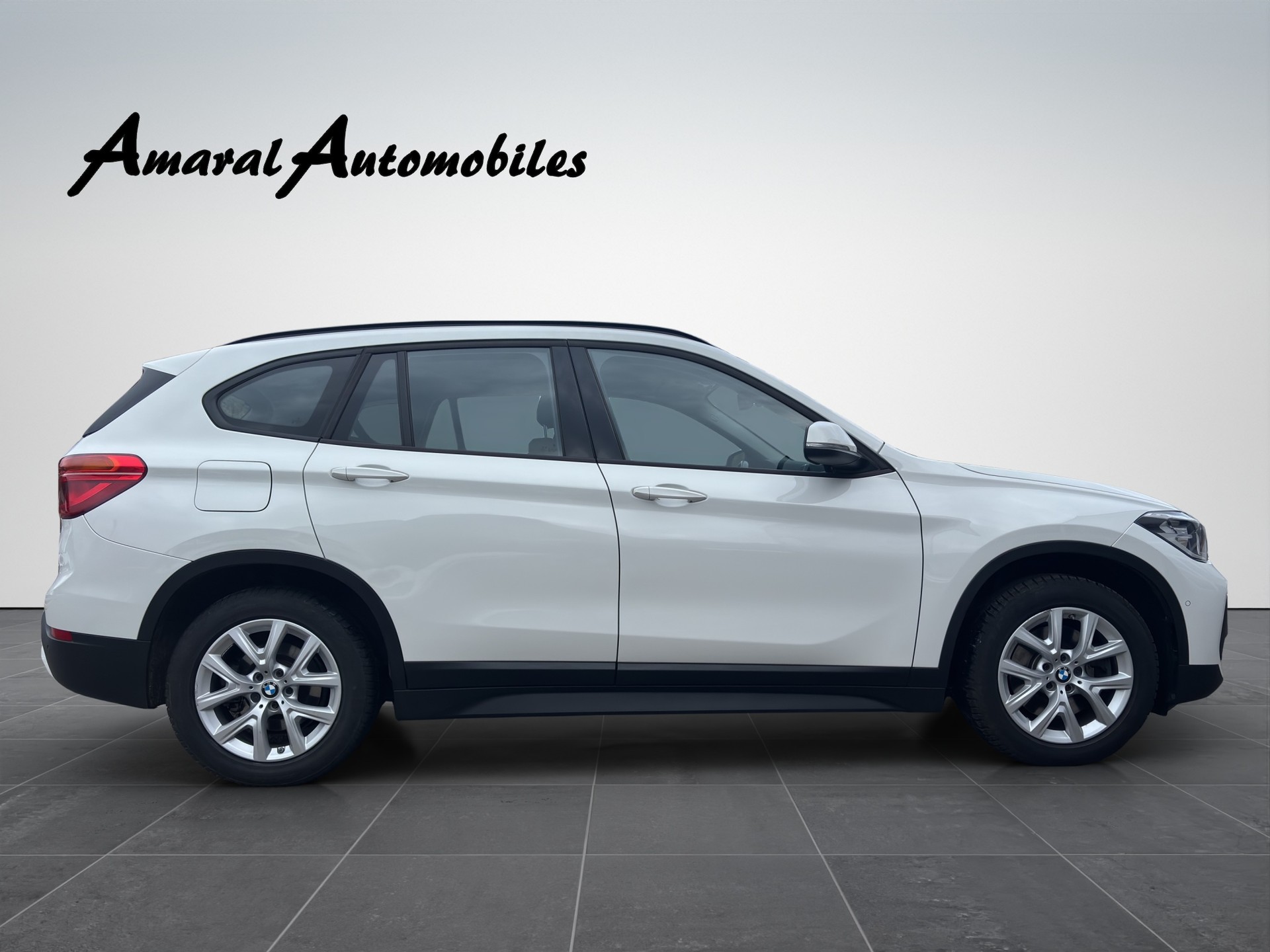BMW X1 xDrive 25e Steptronic-image-6