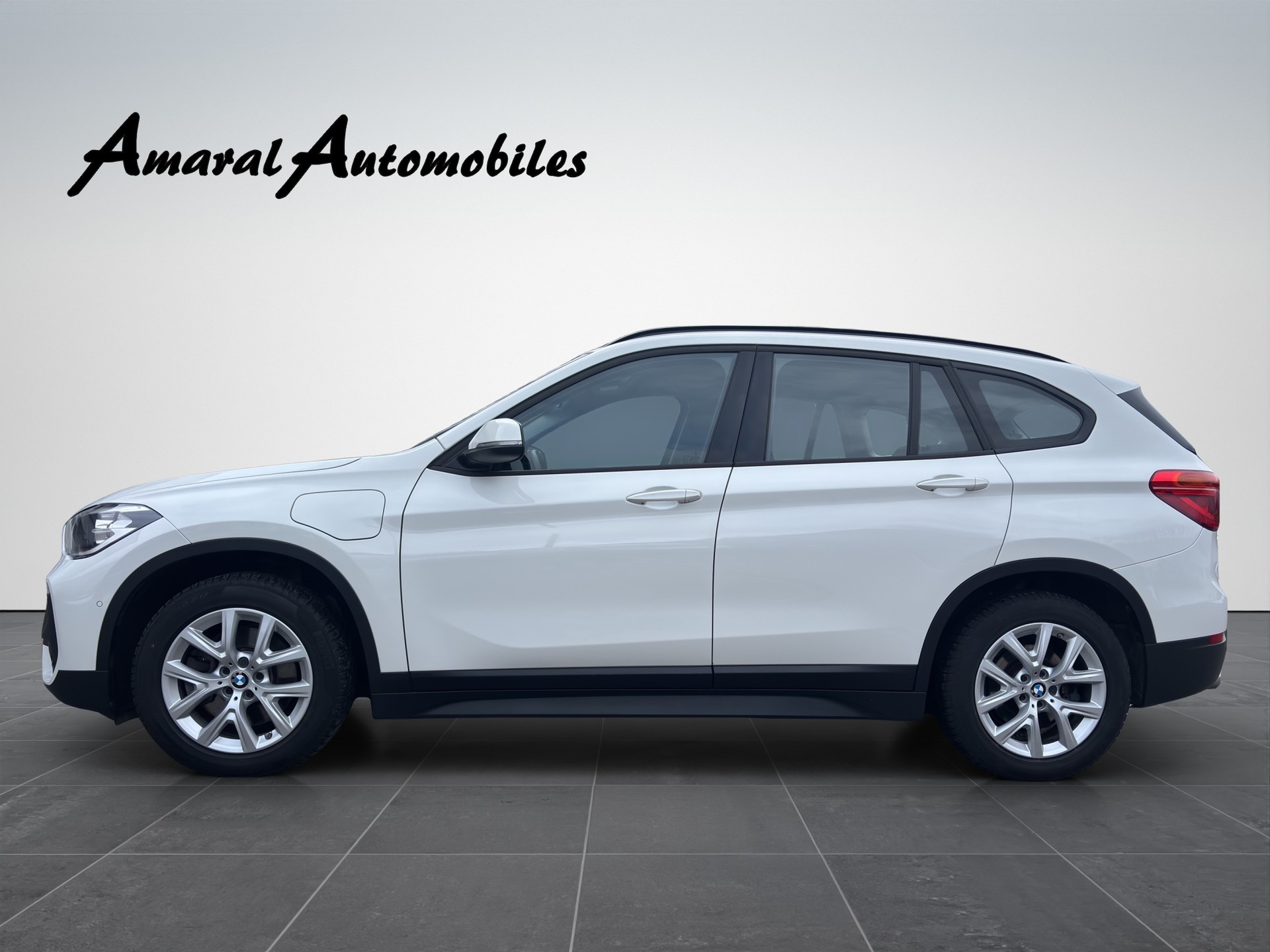 BMW X1 xDrive 25e Steptronic-image-3