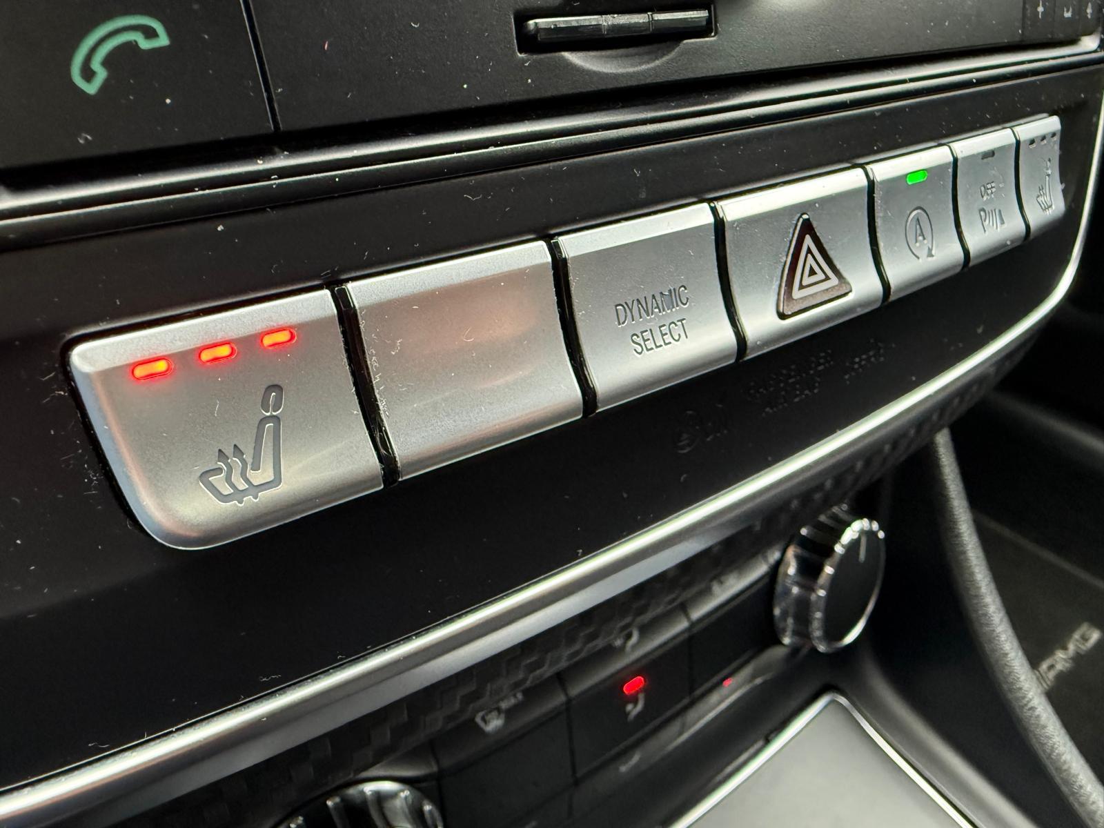 MERCEDES-BENZ A 180 AMG Line-image-13