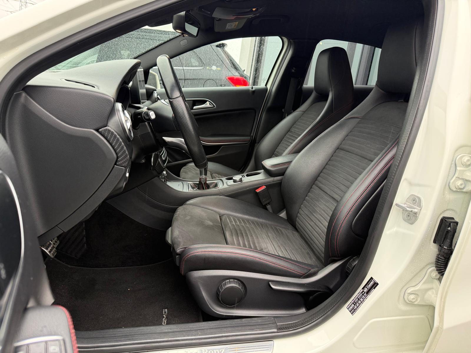 MERCEDES-BENZ A 180 AMG Line-image-15