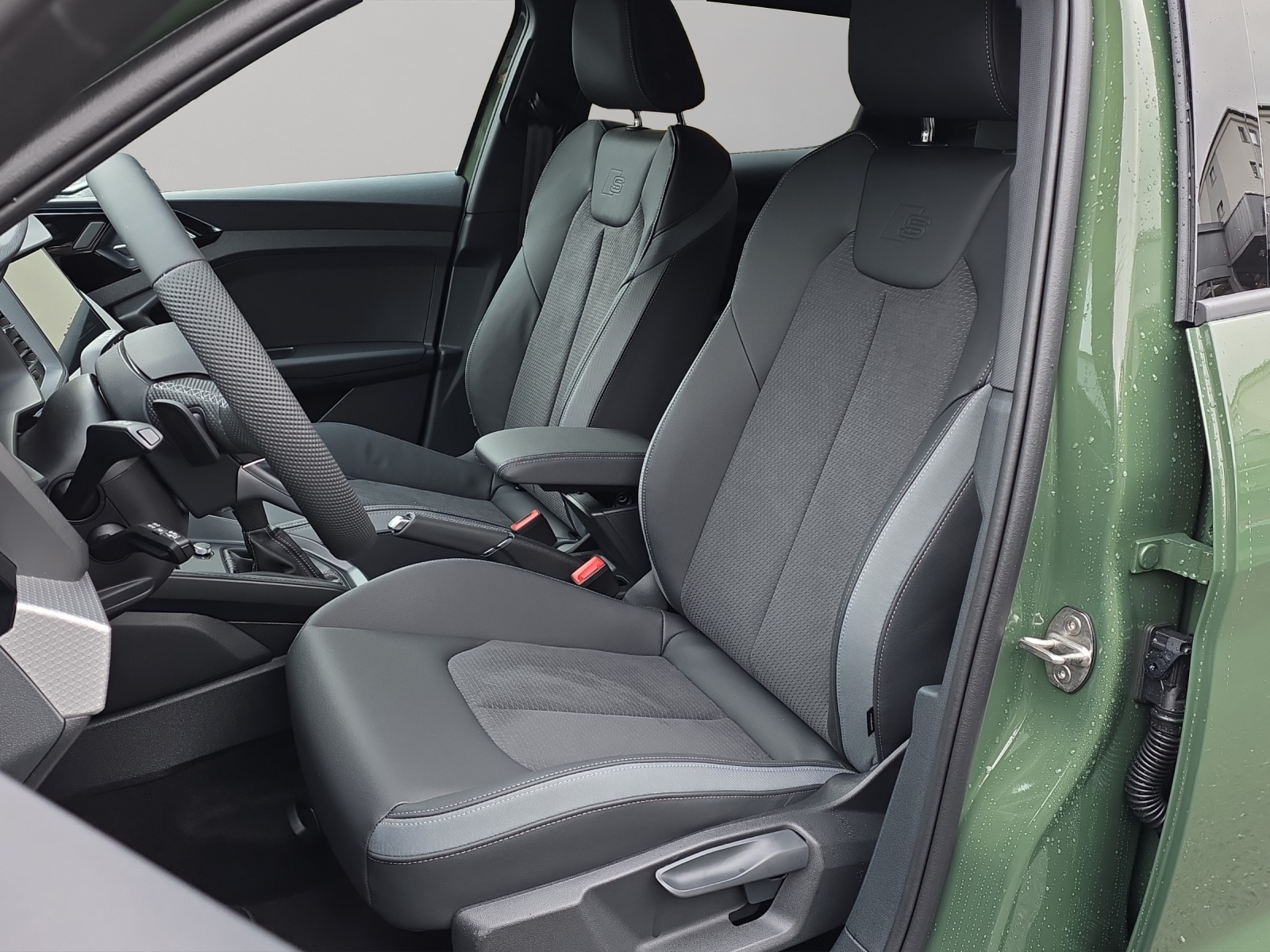 AUDI A1 Sportback 35 TFSI S Line S-tronic-image-7